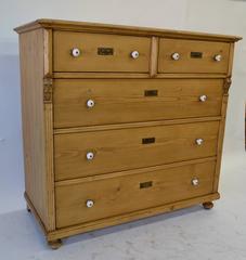 Pine Chest of Drawers