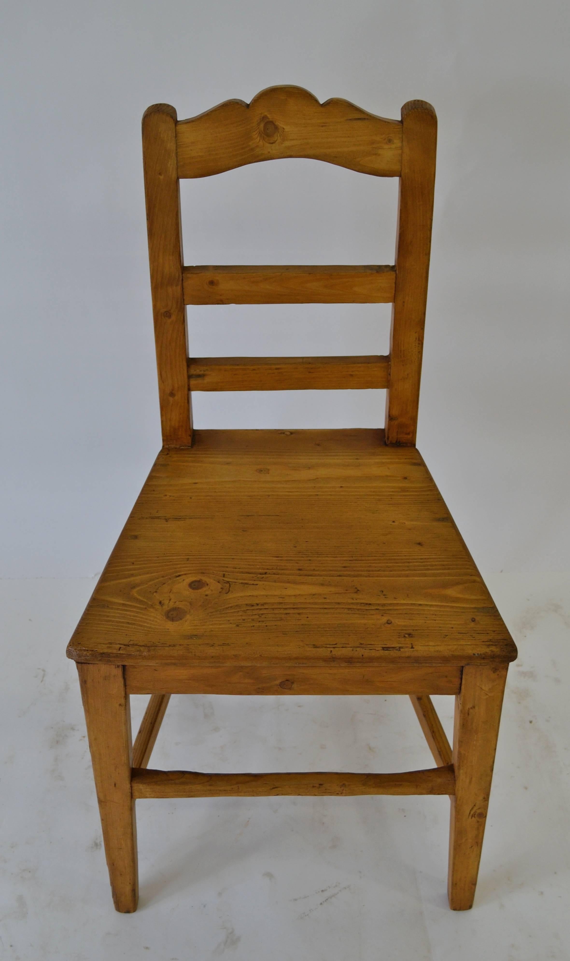 Polished Pine Plank Seat Chair For Sale
