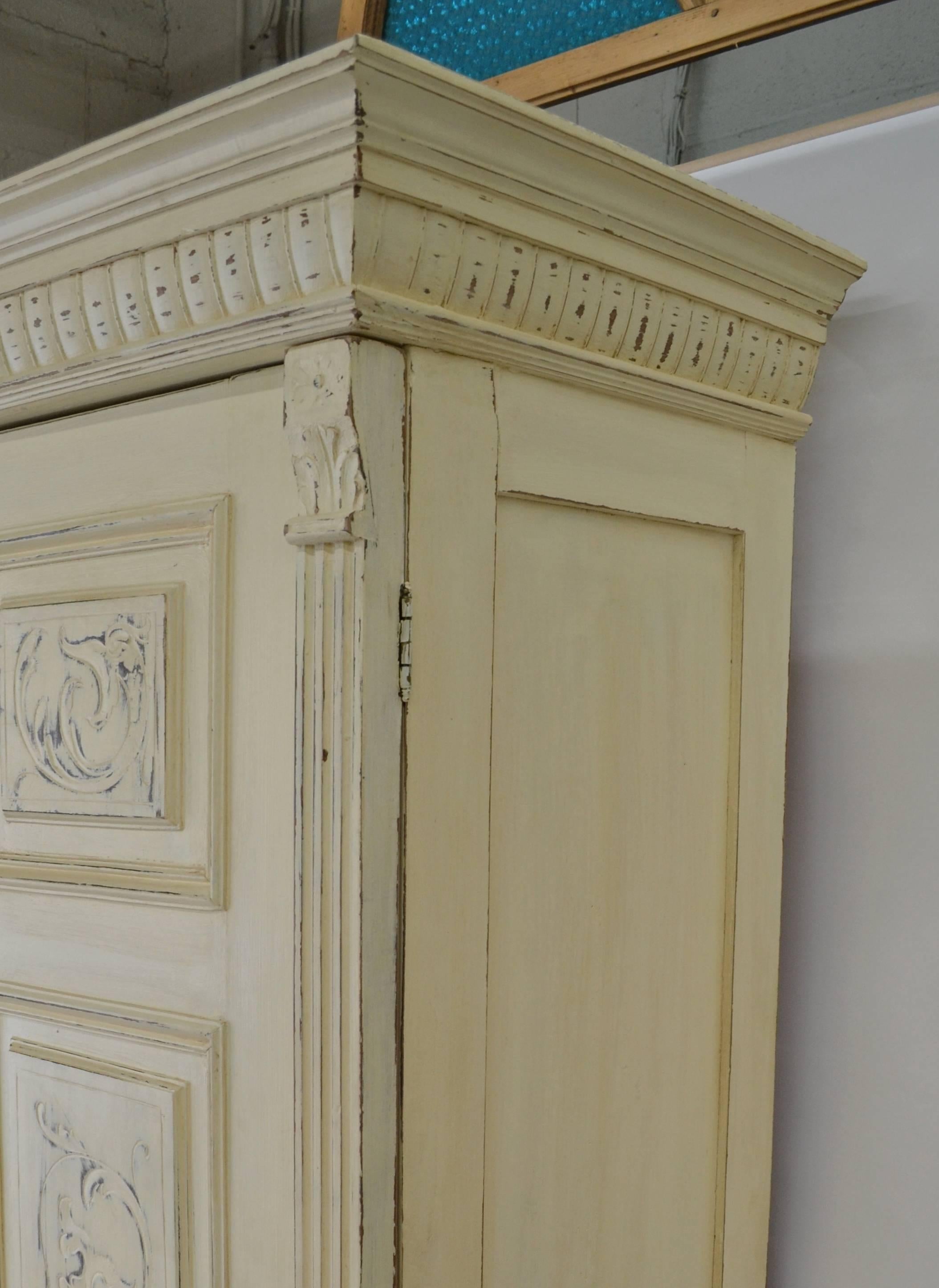Painted Pine and Oak Armoire In Excellent Condition In Baltimore, MD