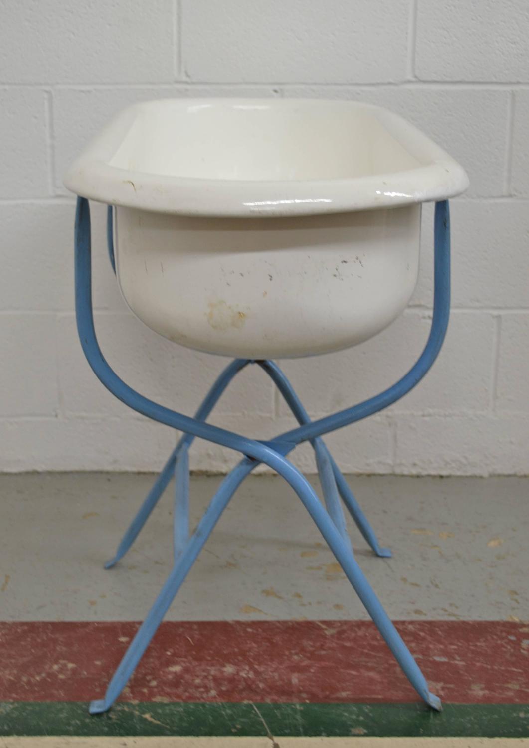 Vintage Porcelain Baby Bath For Sale at 1stdibs