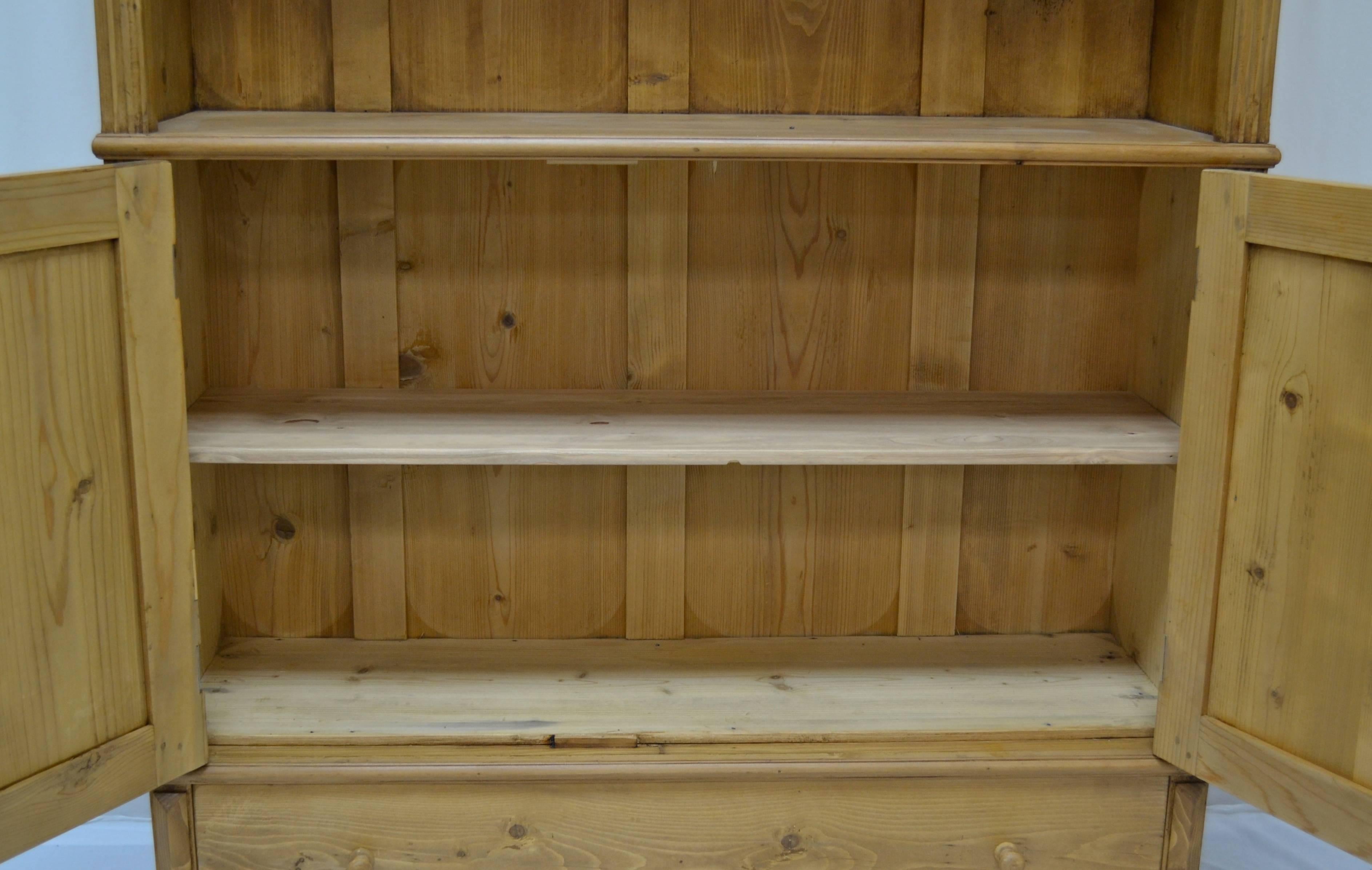Vintage Pine Bookcase with Two Doors 1
