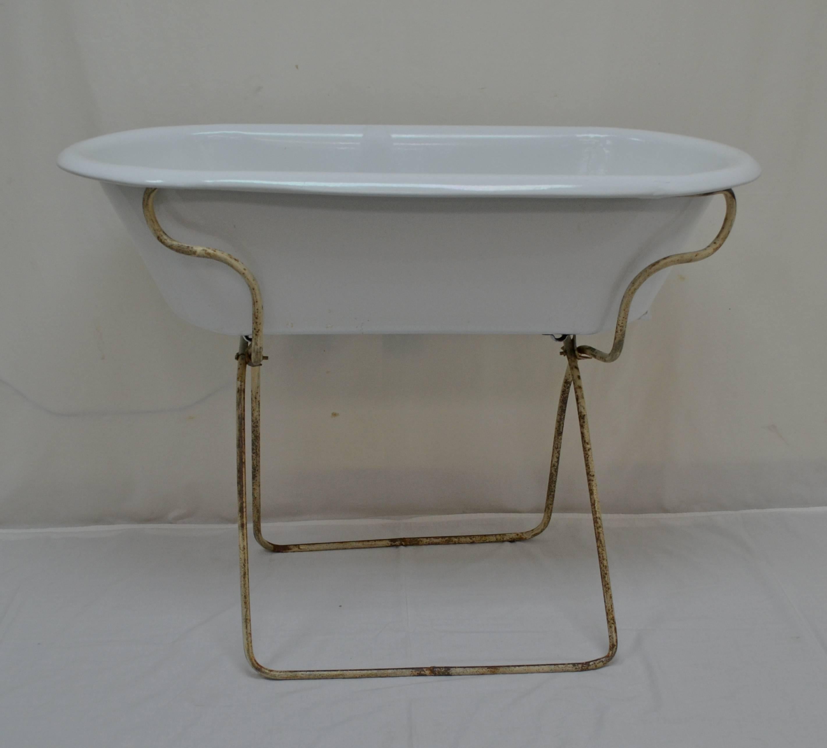 Enameled Vintage Porcelain Enamel Baby Bath on Folding Stand