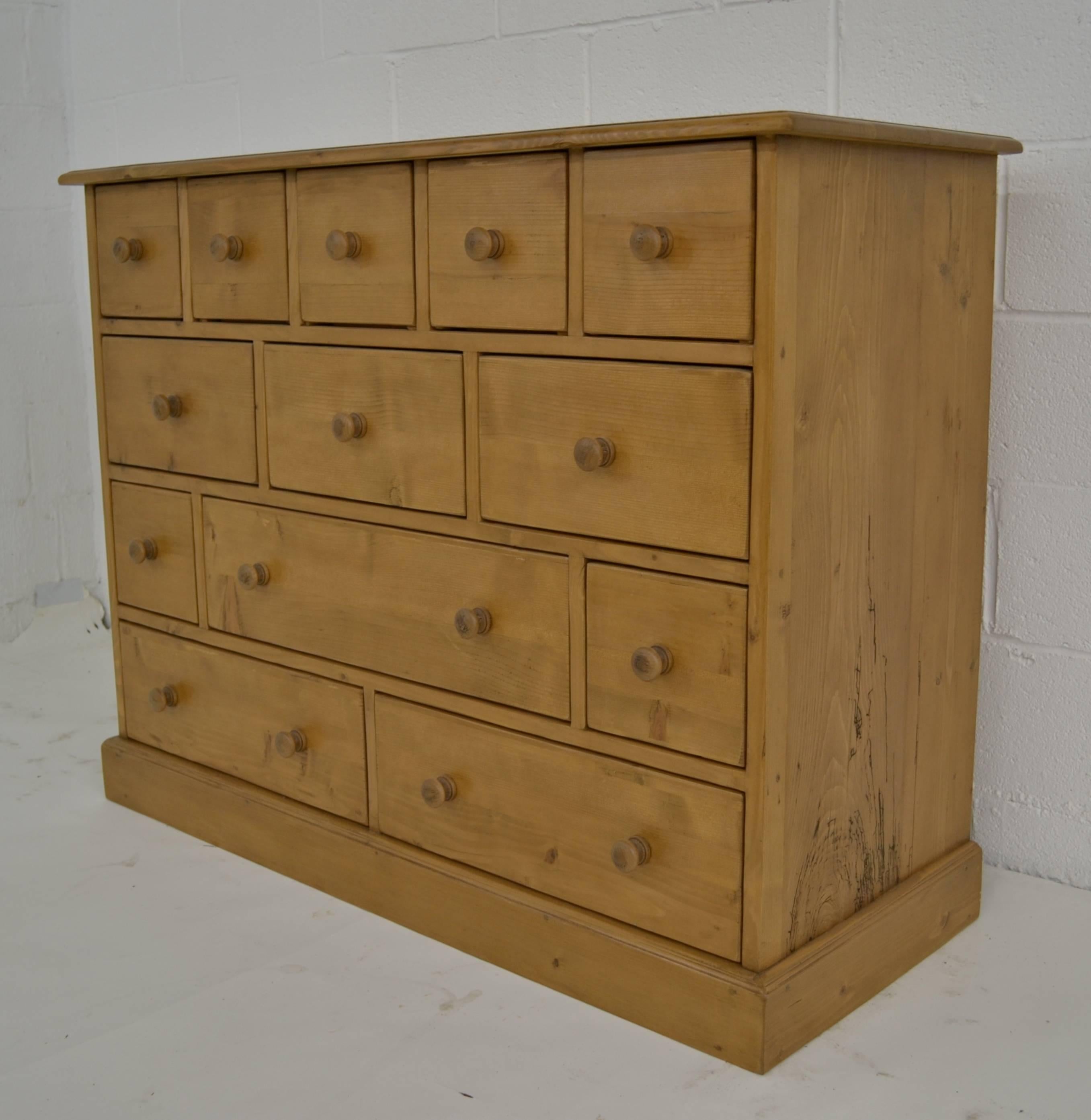 13 drawer chest