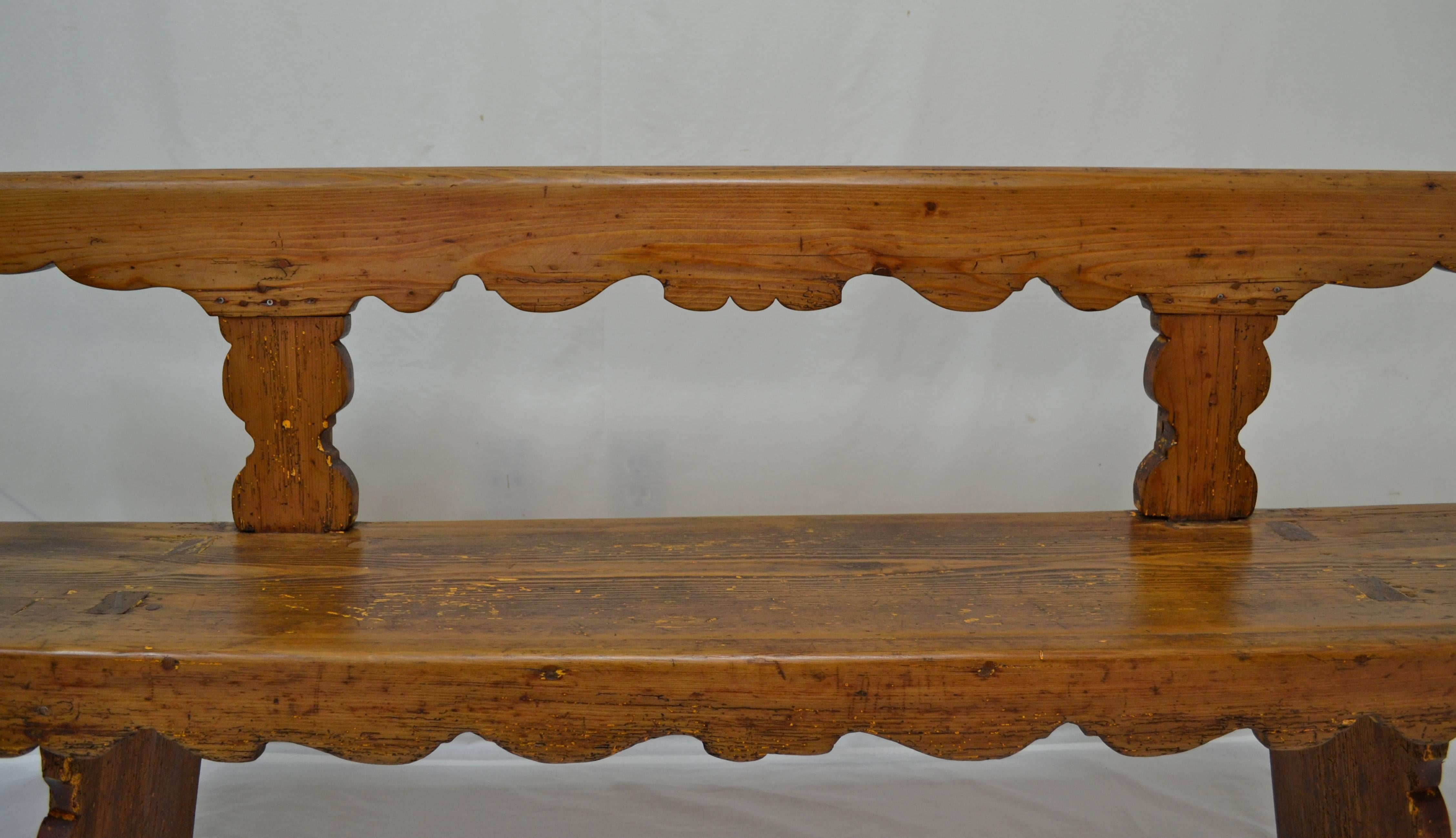Rustic Pine Bench In Excellent Condition In Baltimore, MD
