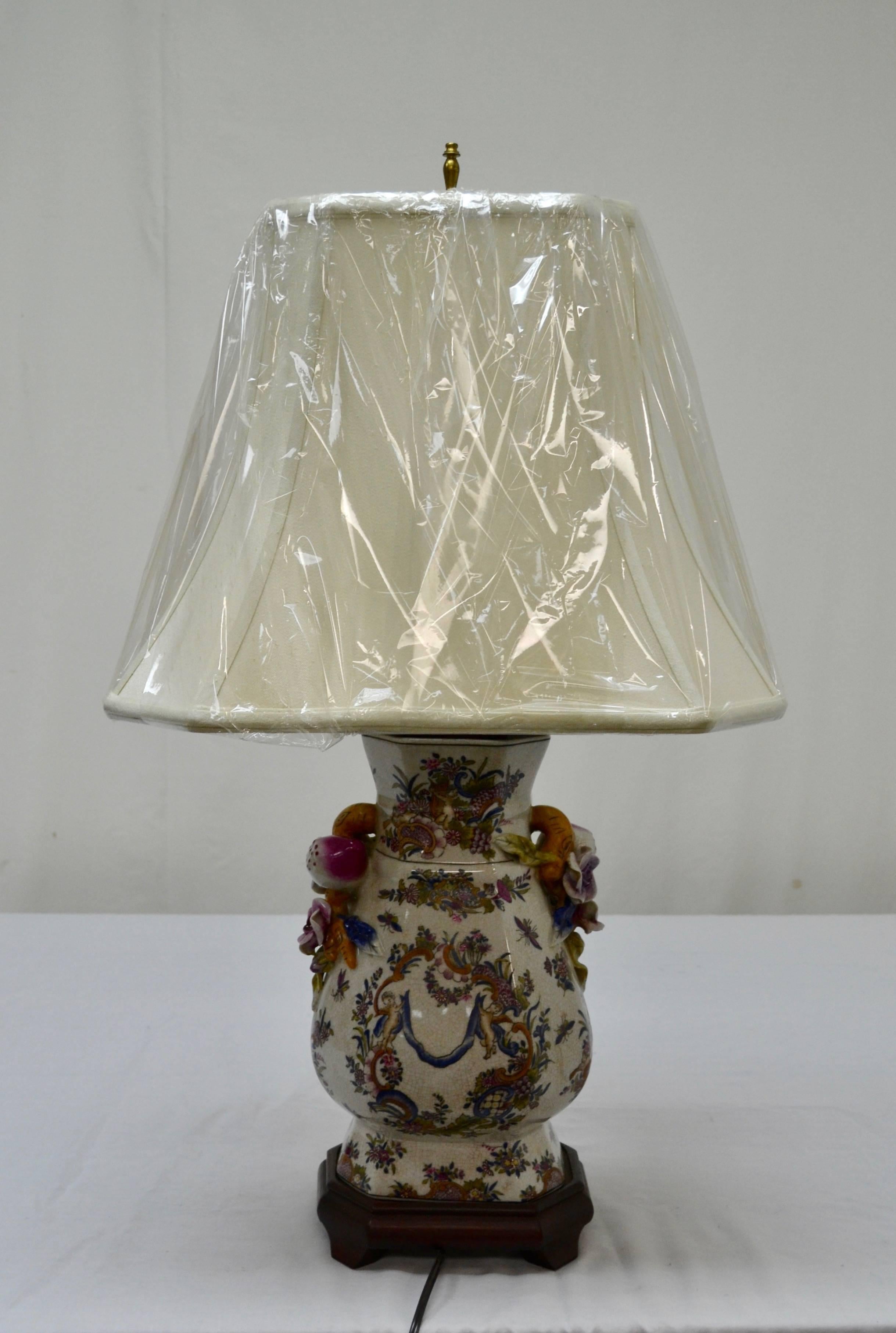 Lámpara de mesa con jarrón de porcelana china Exportación china en venta