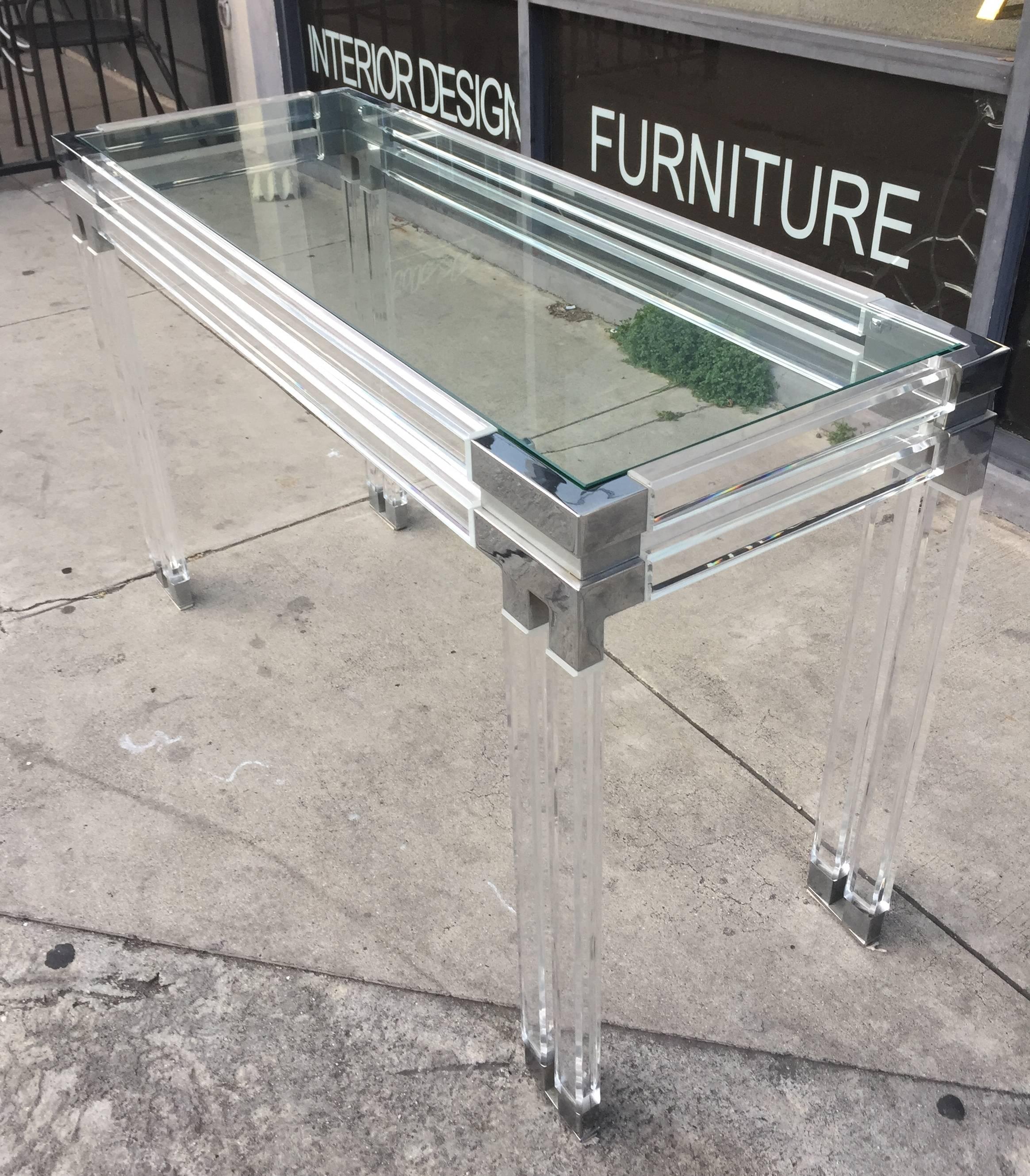 Plaqué Table console en Lucite et nickel poli par Charles Hollis Jones en vente