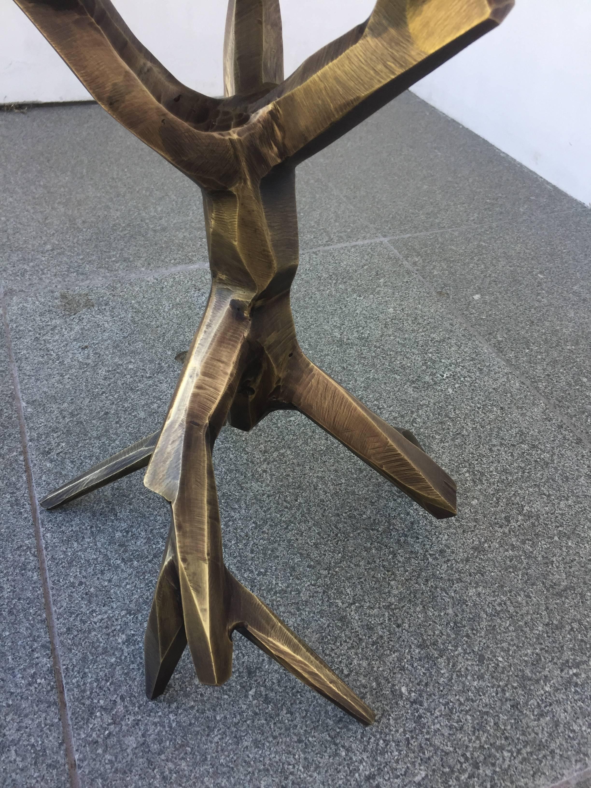 Table d'appoint unique en son genre en bronze d'Amparo Calderon Tapia Bon état - En vente à Los Angeles, CA