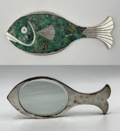 Miroir à main en forme de poisson en argent plaqué malachite de Taxco, signé Emilia « Mimi » Castillo, années 1970