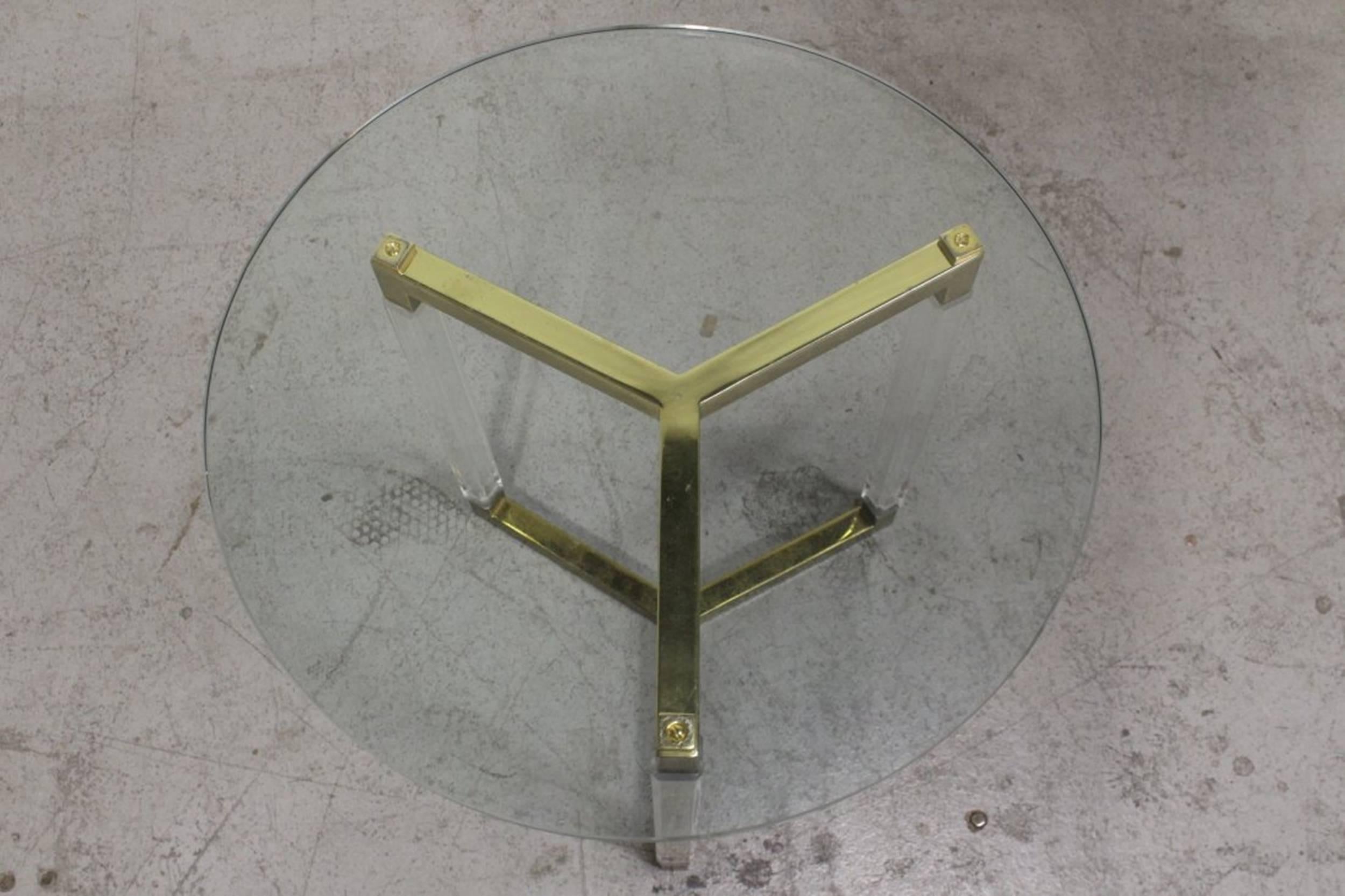 Beautiful set of side tables in brass, glass and Lucite designed and manufactured in the 1960s by the father of Lucite, Charles Hollis Jones as part of his metric collection.

The tables are in very good condition, the Lucite is free of chips,