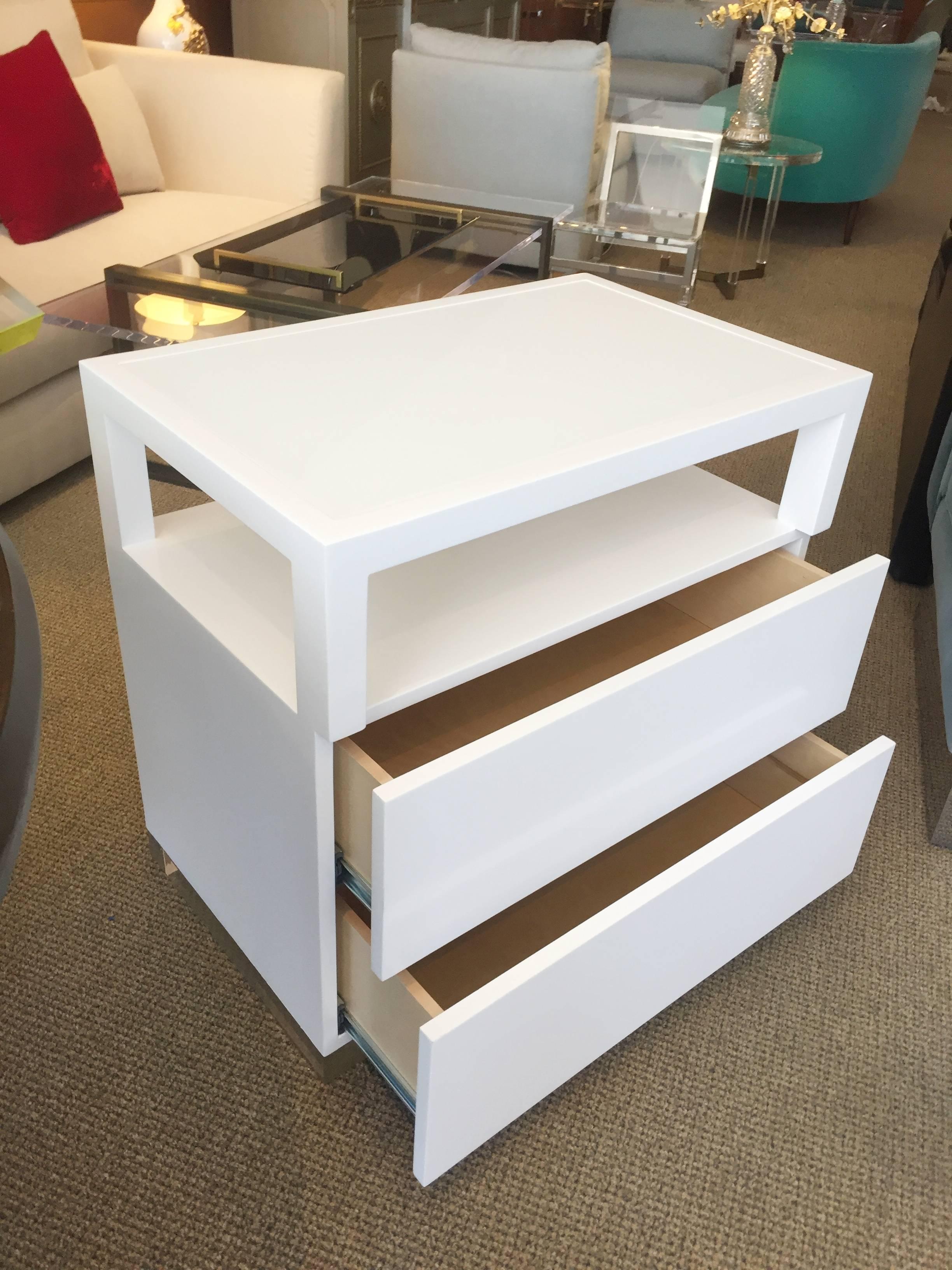 white lacquer nightstands