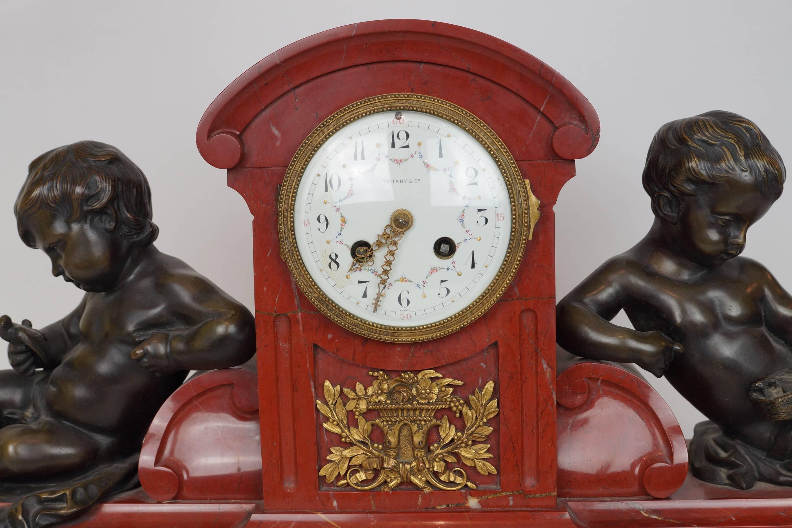 Rouge Marble and Bronze Mantel Clock by Tiffany and Company with Seated Putti In Good Condition In New York, NY
