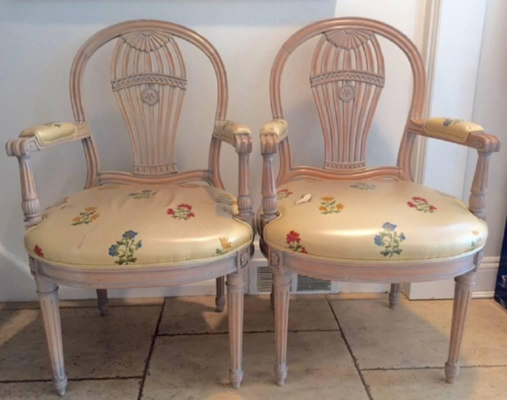 Set of Ten Louis XVI Style Cream Painted Balloon Back Dinning Chairs In Excellent Condition In New York, NY