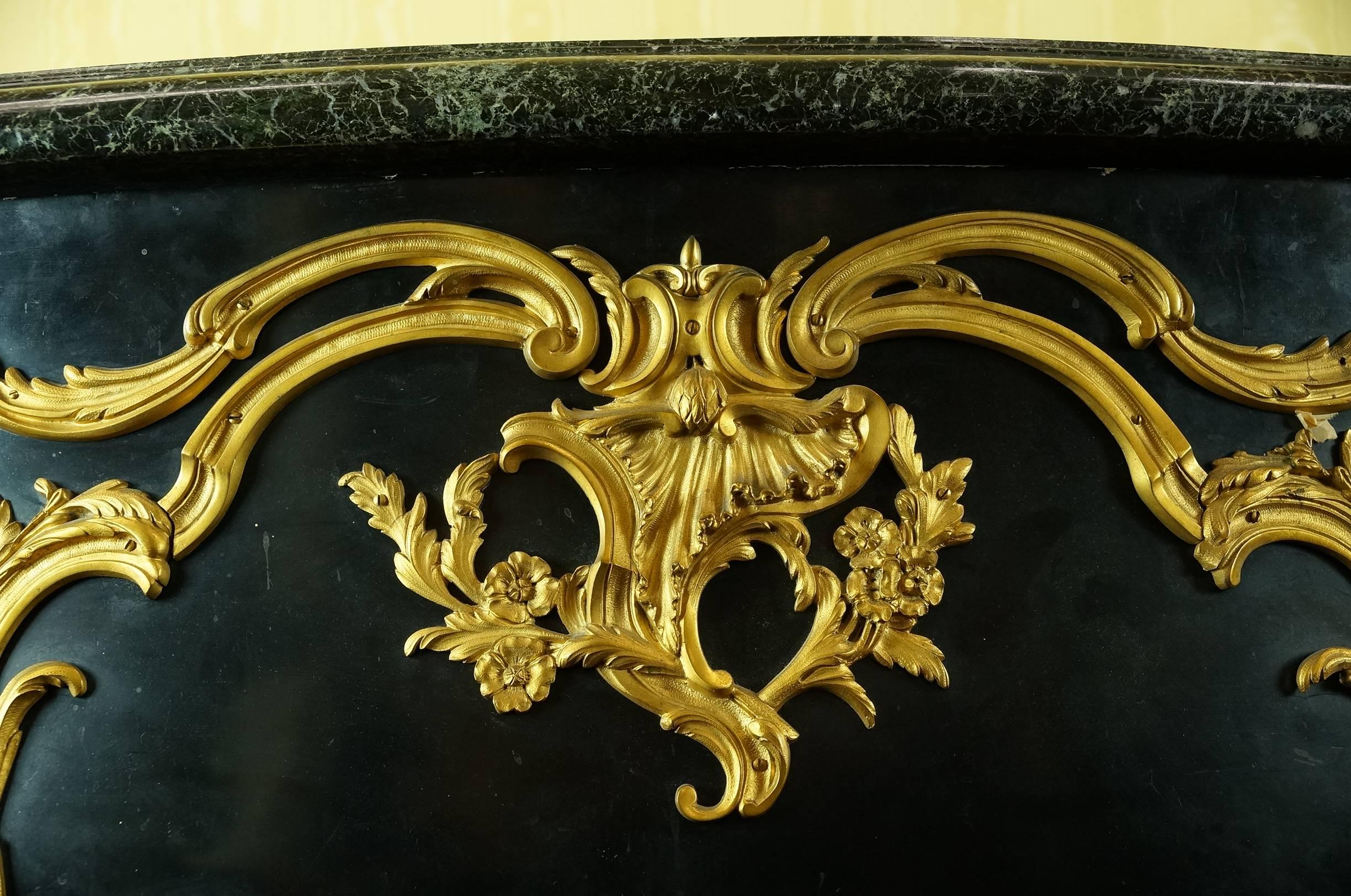19th Century French Louis XV Style Marble Top bronze mounted Bombe Commode 5