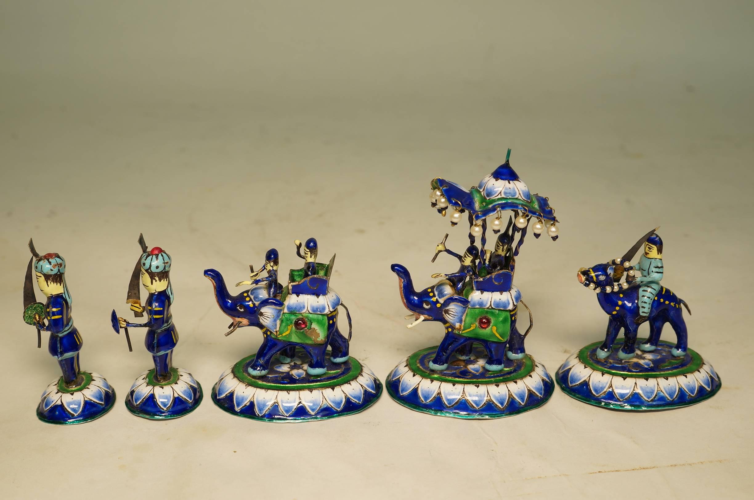 Fine and Complete Blue and Green Enamel Chess Set in Original Box 3