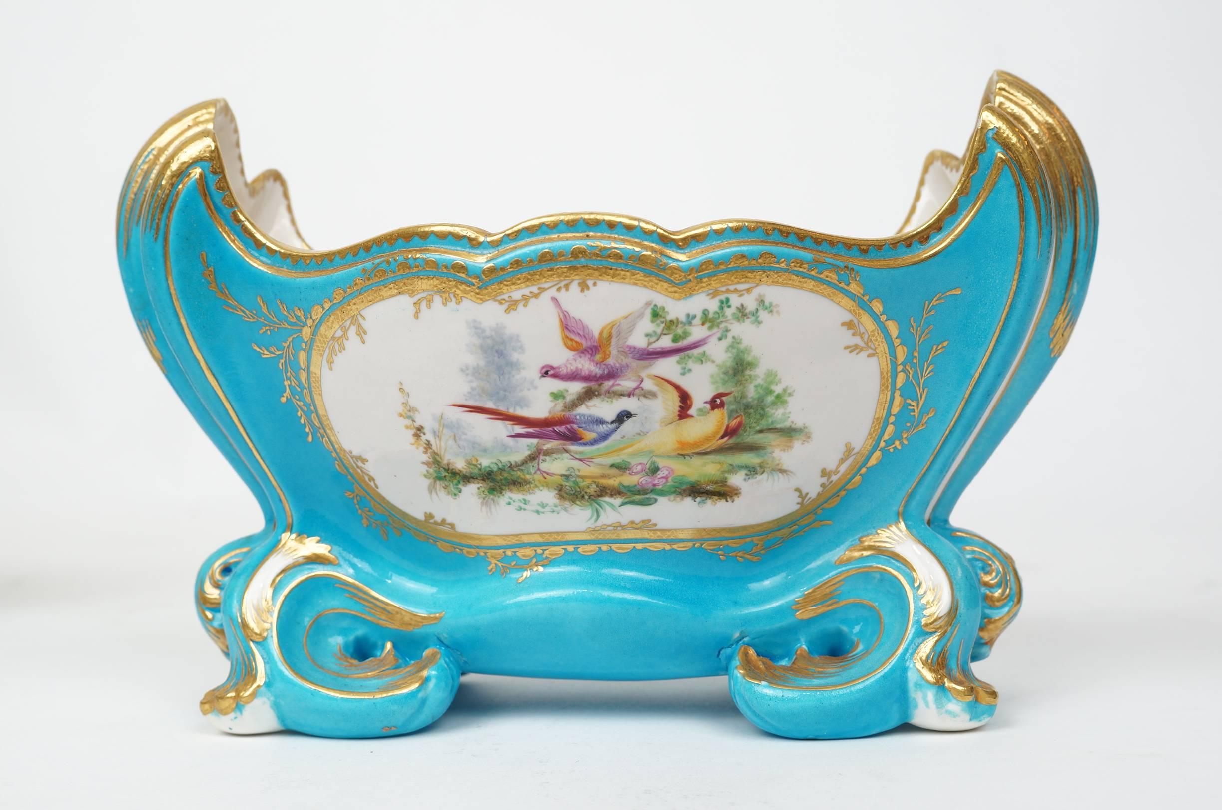 Pair of Celeste Light Blue Porcelain Cache Pots with Painted Bird Scenes In Excellent Condition In New York, NY