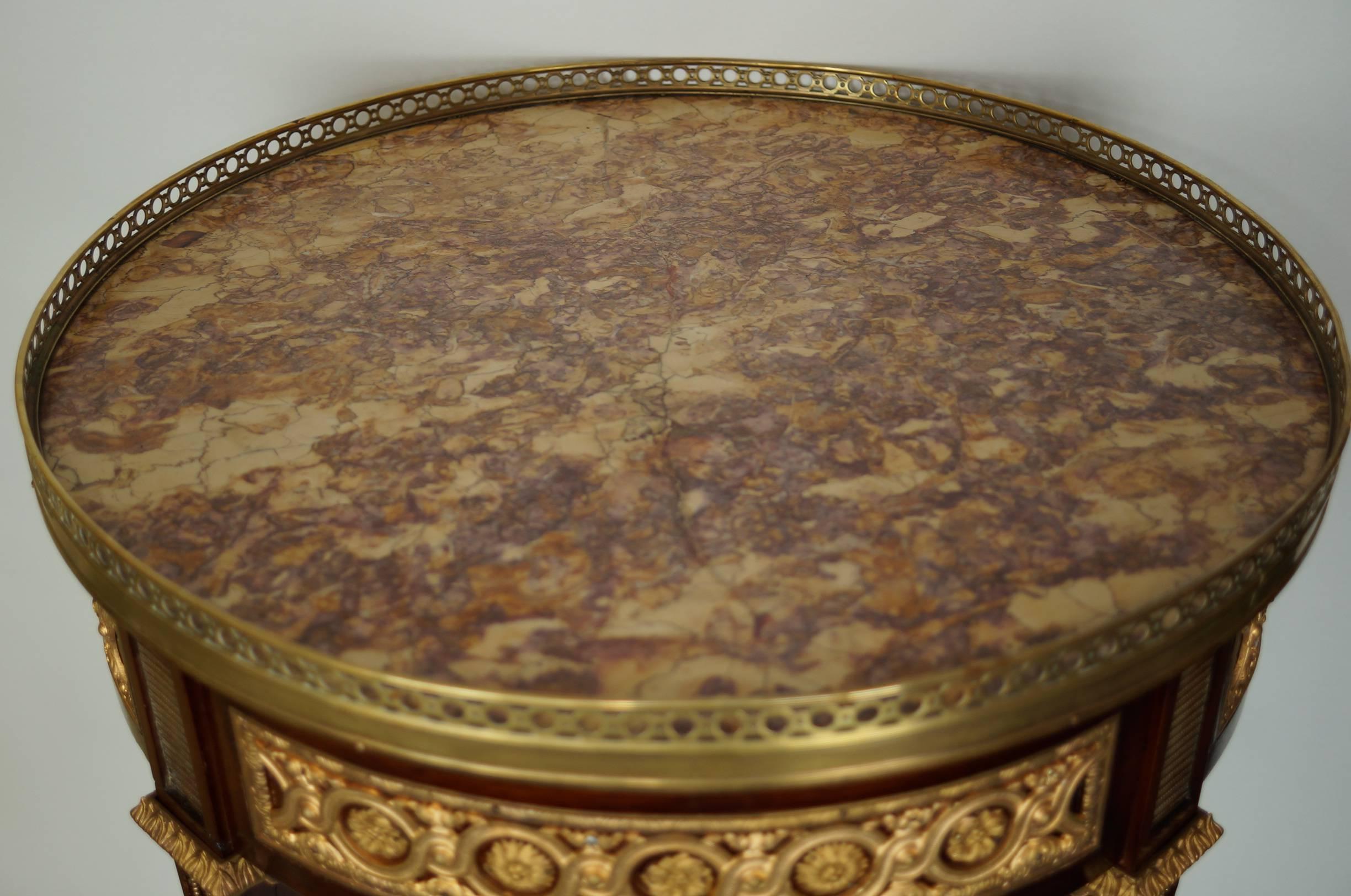 Fine Pair of French Louis XVI Style Marble Top Gueridon Side Tables In Excellent Condition In New York, NY