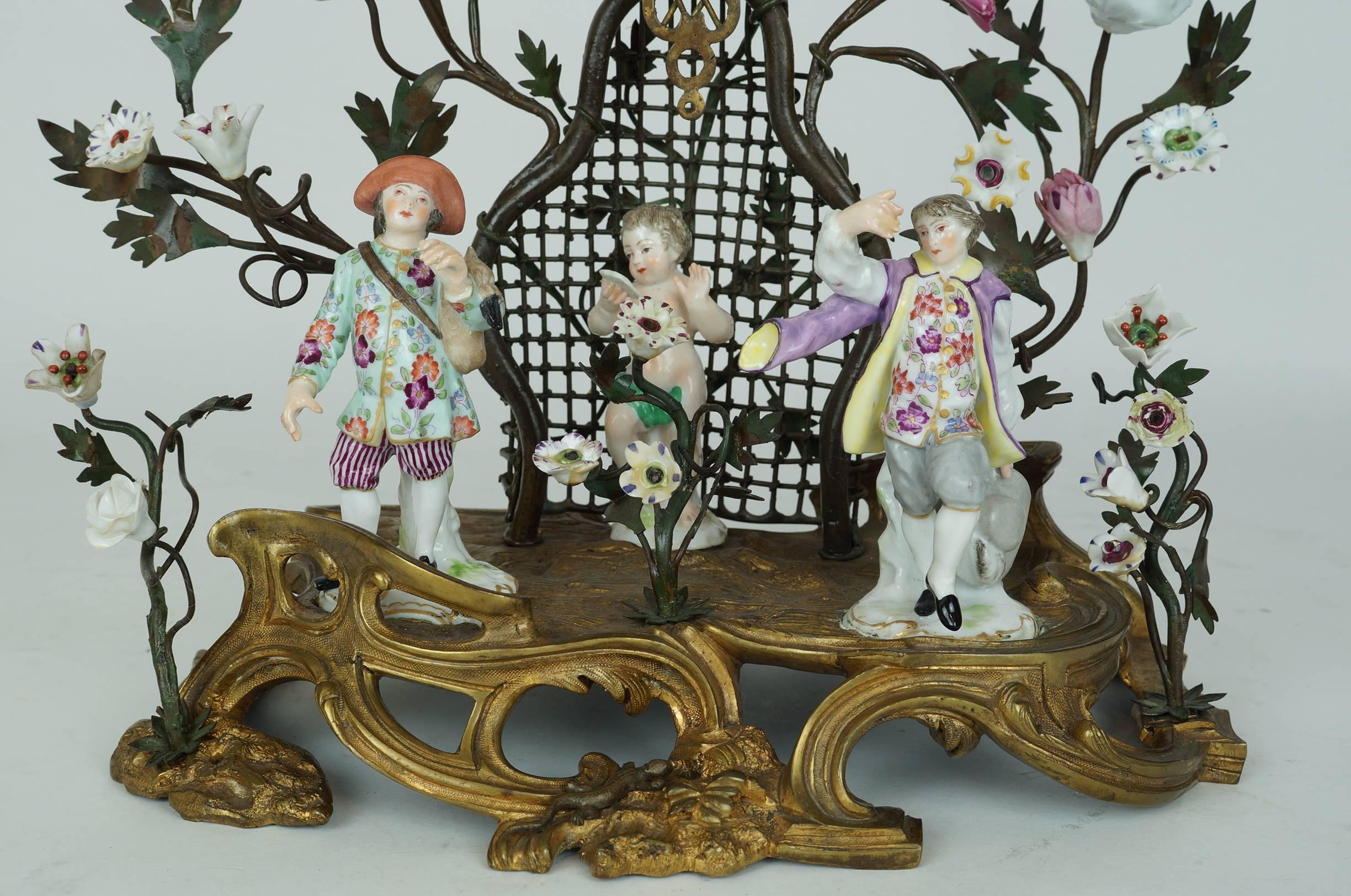 Meissen Style Porcelain and Bronze Figural Desk or Mantel Clock In Good Condition In New York, NY