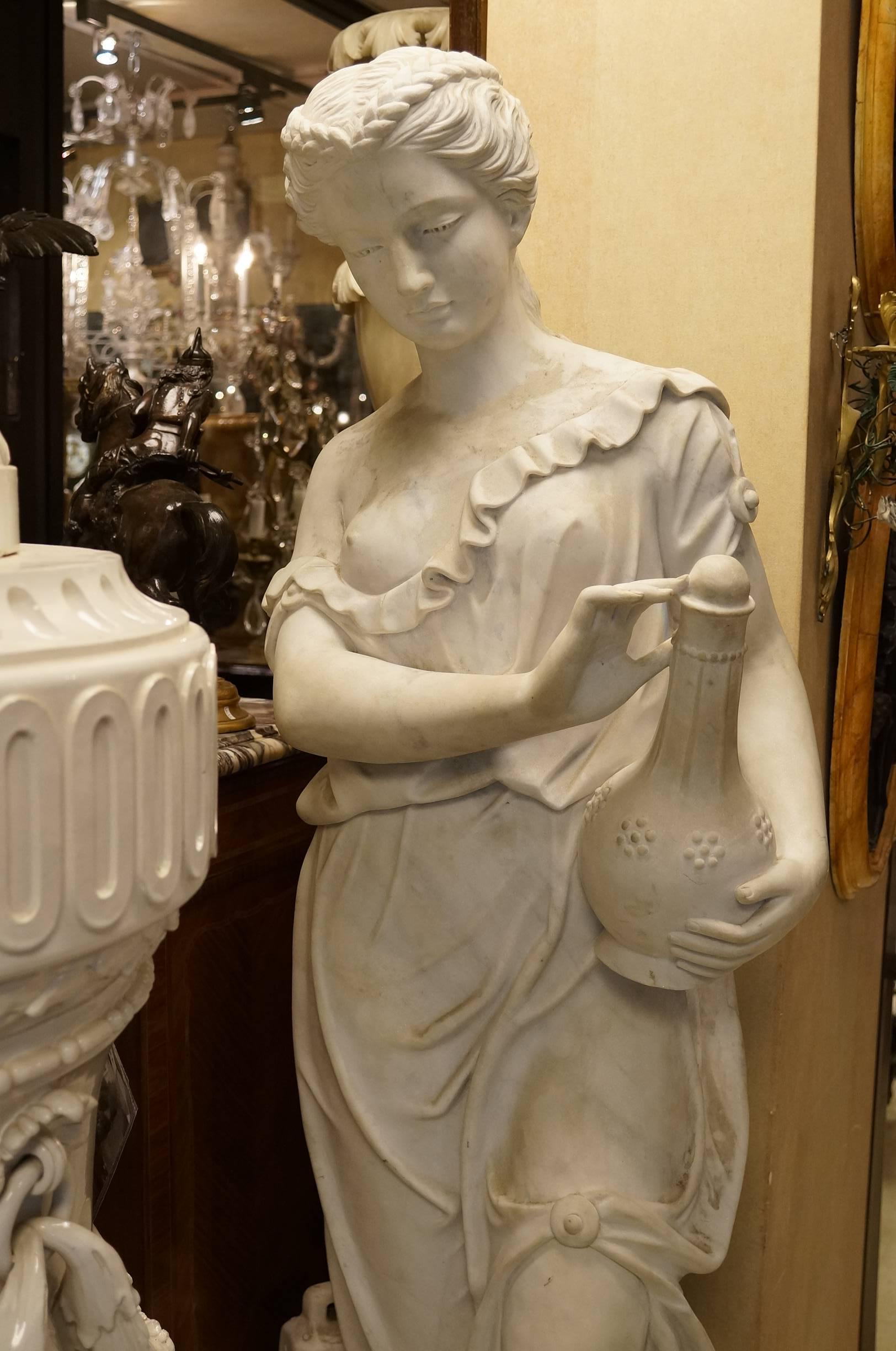 neoclassical statues