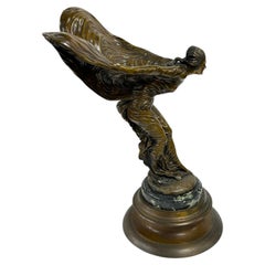 Sculpture en bronze « Spirit of Ecstasy », d'après Charles Sykes