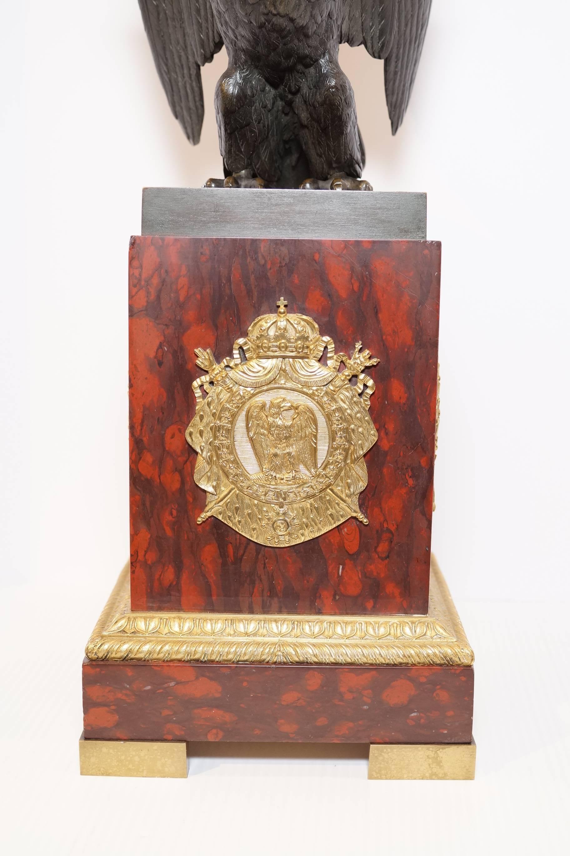 French Empire Eagle Clock on Rouge Marble Base In Good Condition In New York, NY