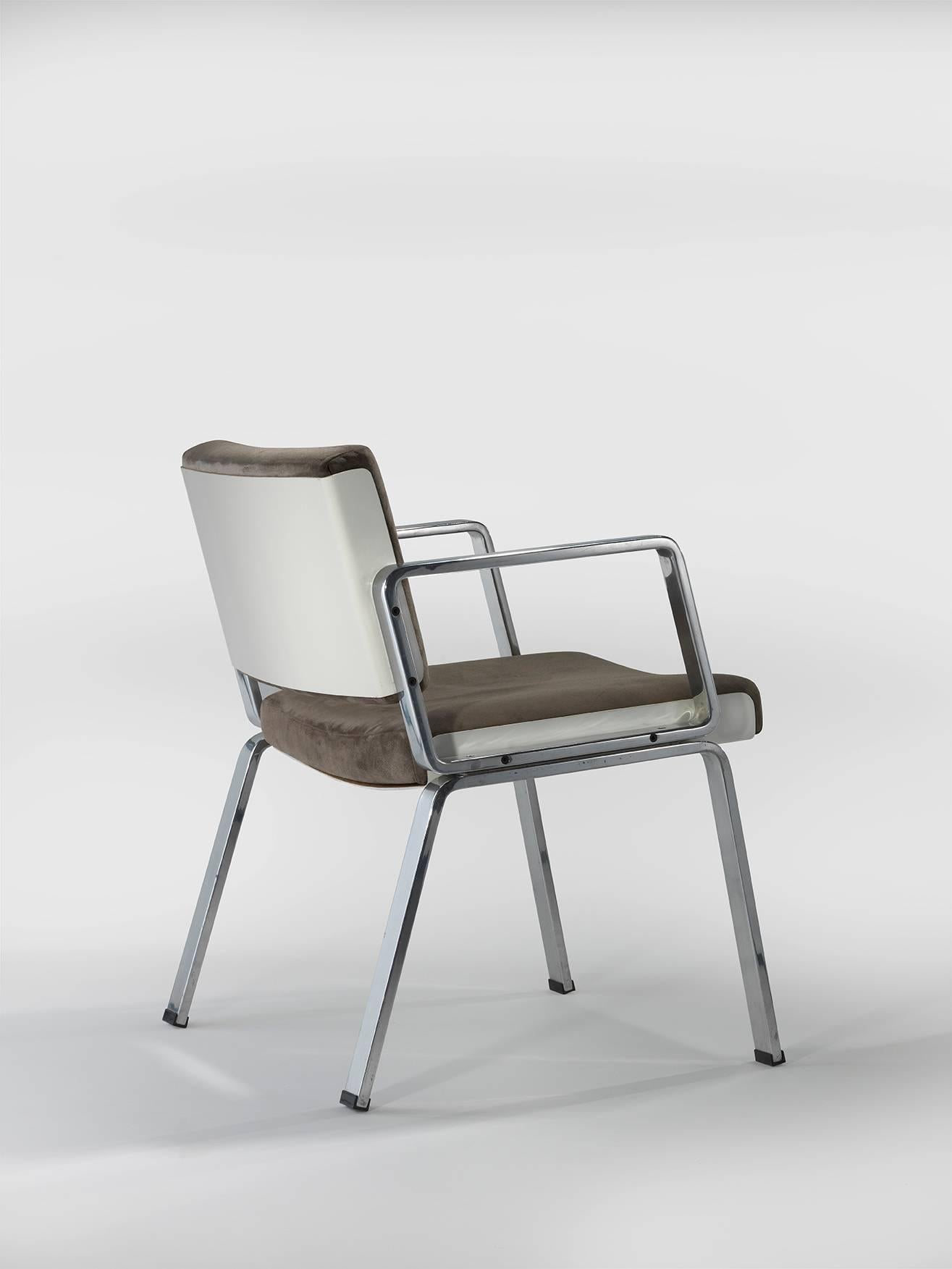 French 1970s Desk Chair by Alain Richard For Sale