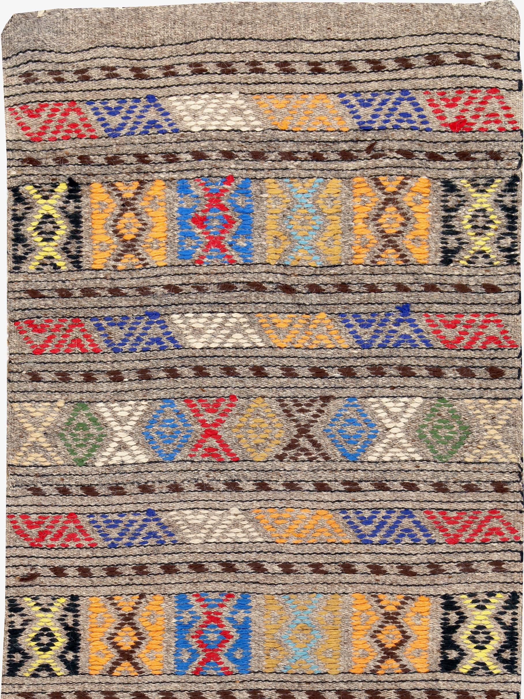 Hand-Woven Vintage Turkish Kilim Flat-Weave Rug For Sale