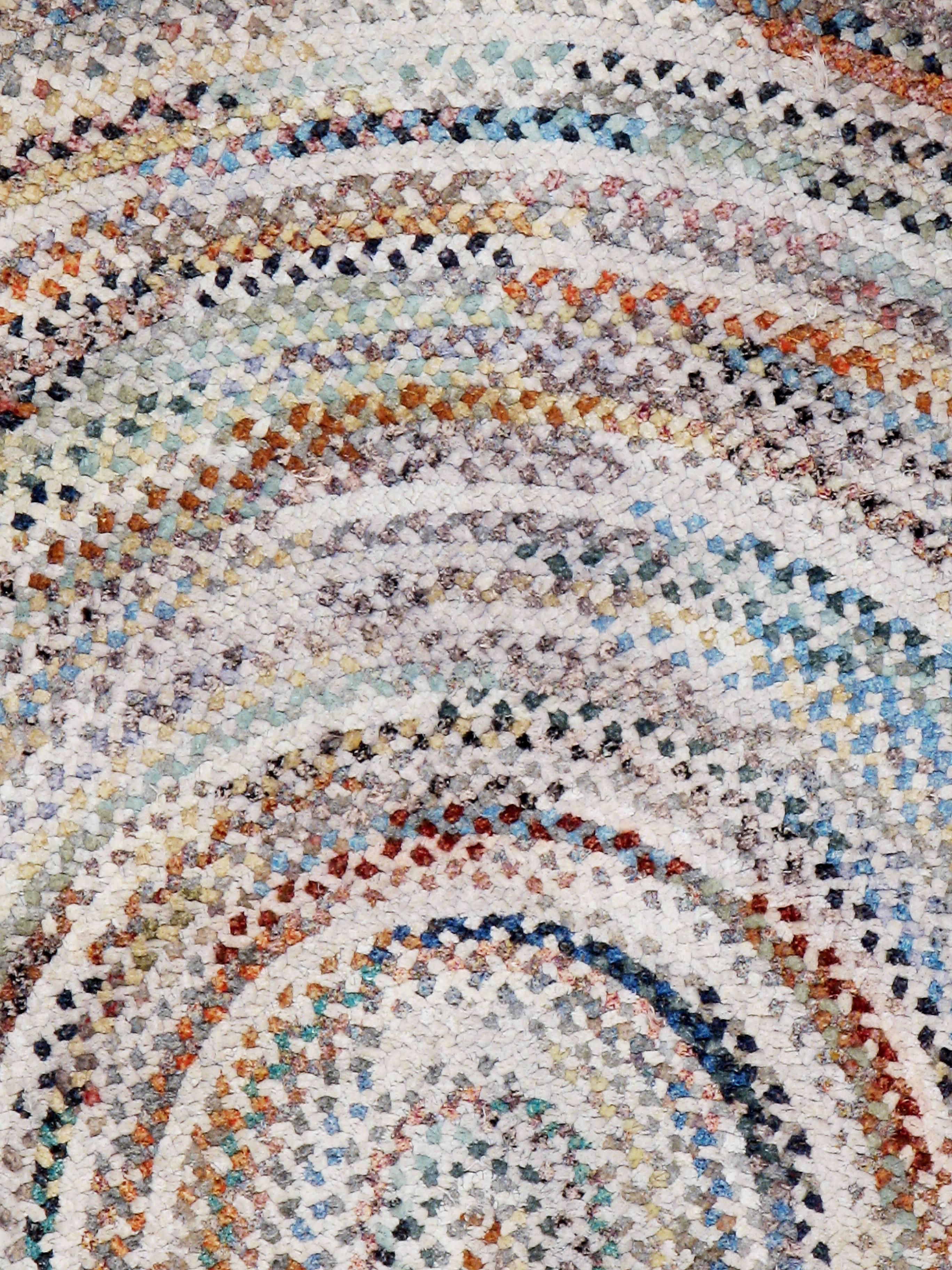 Un tapis américain tressé vintage du milieu du 20e siècle.