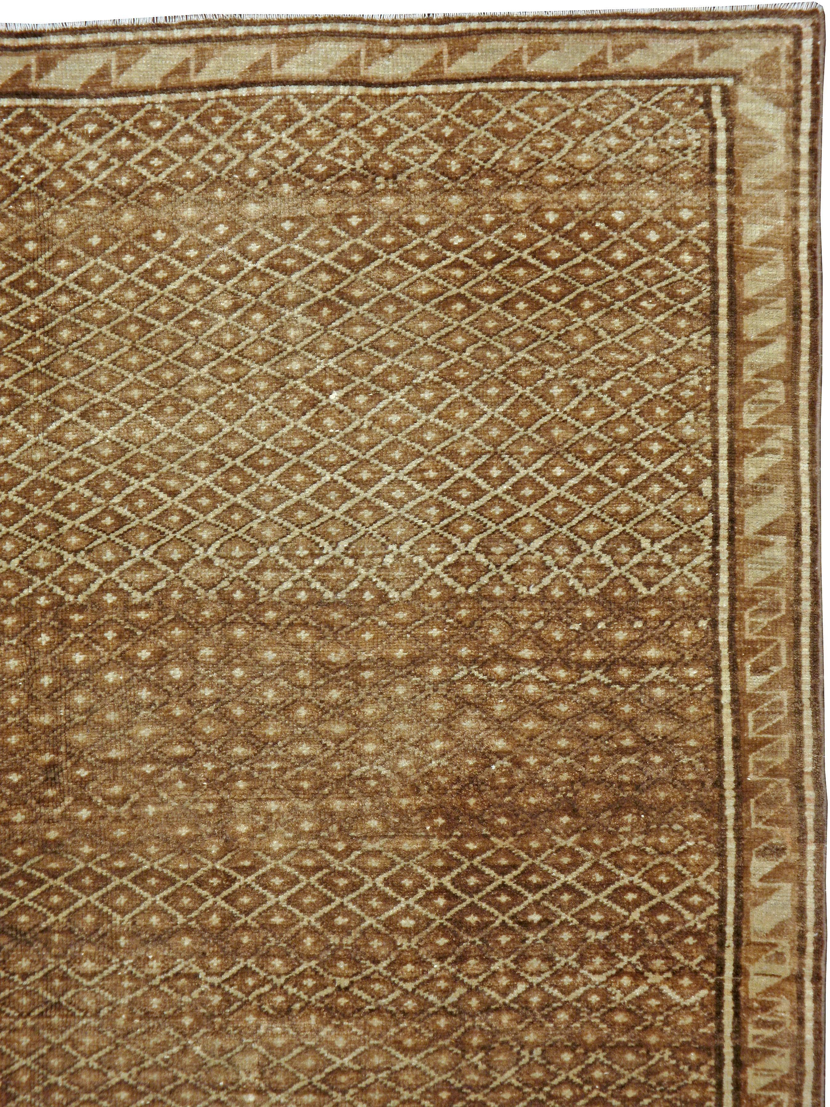 Hand-Woven Vintage Turkish Anatolian Rug For Sale