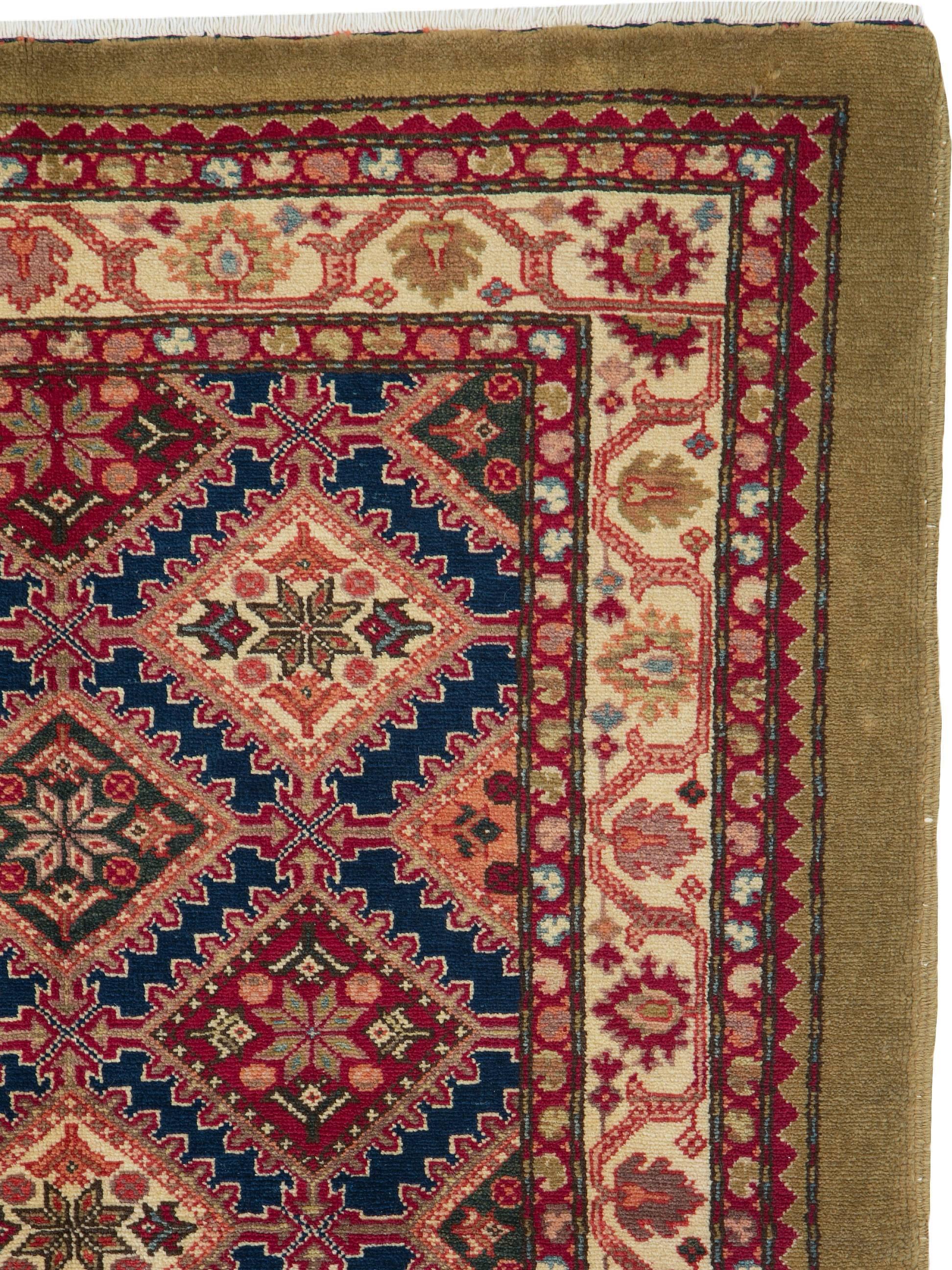 A modern Persian Malayer carpet from the 21st century.