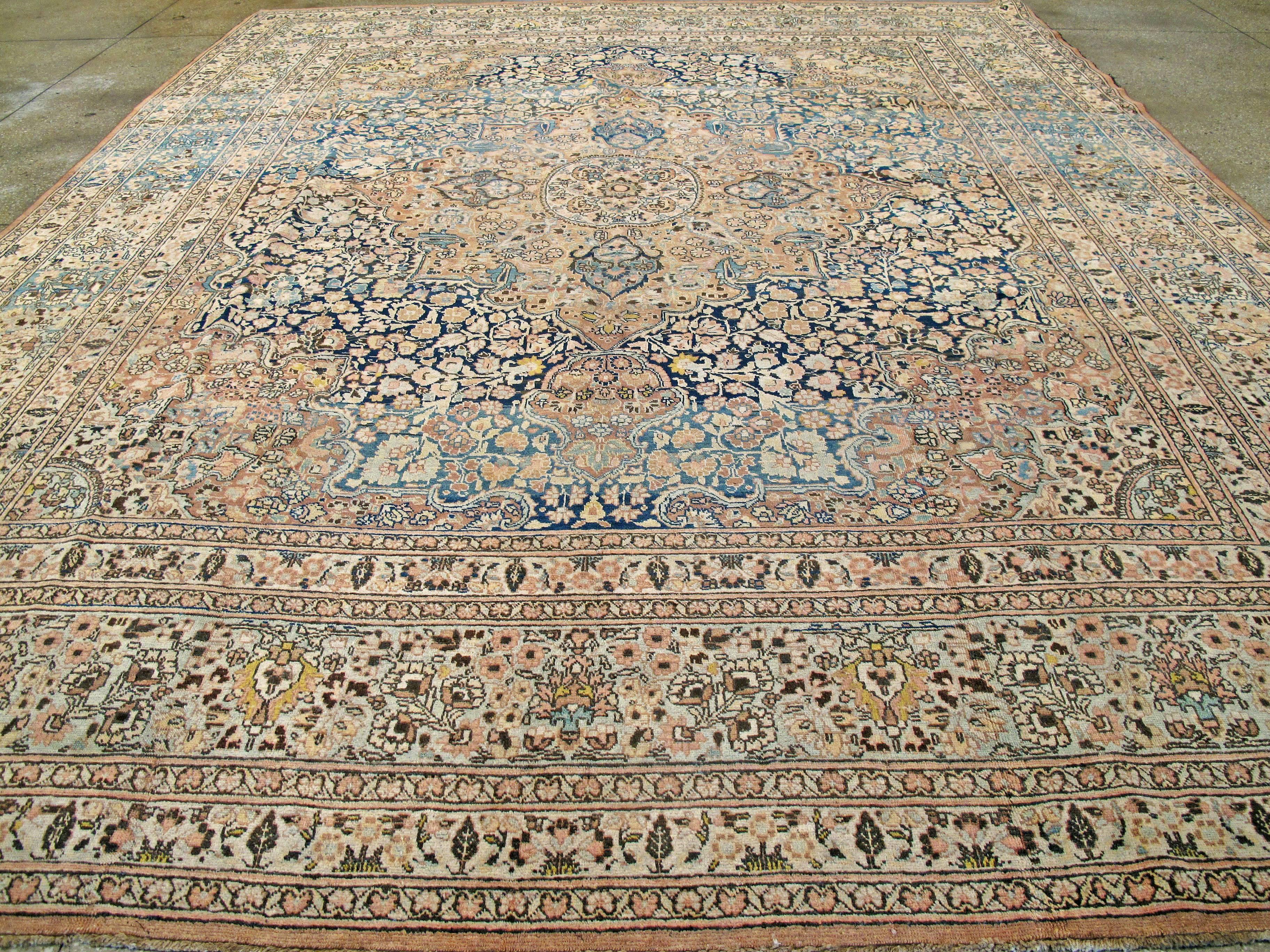 Vintage Persian Mashad Rug In Good Condition In New York, NY
