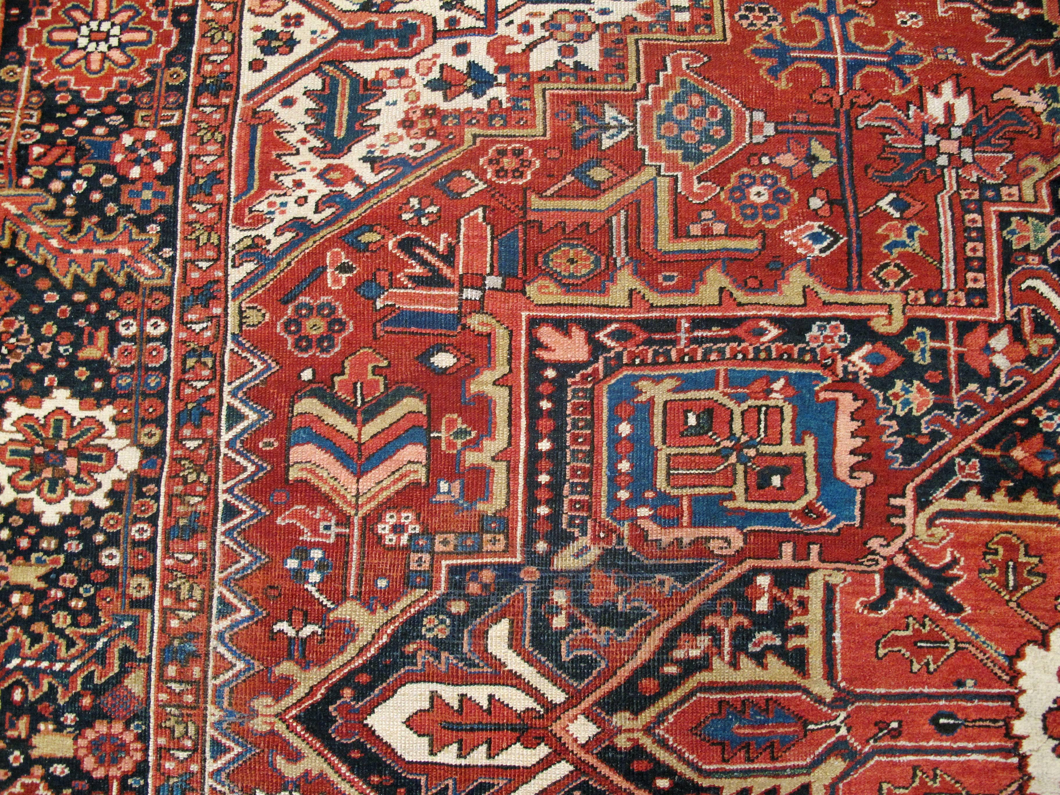 Vintage Persian Heriz Rug 3