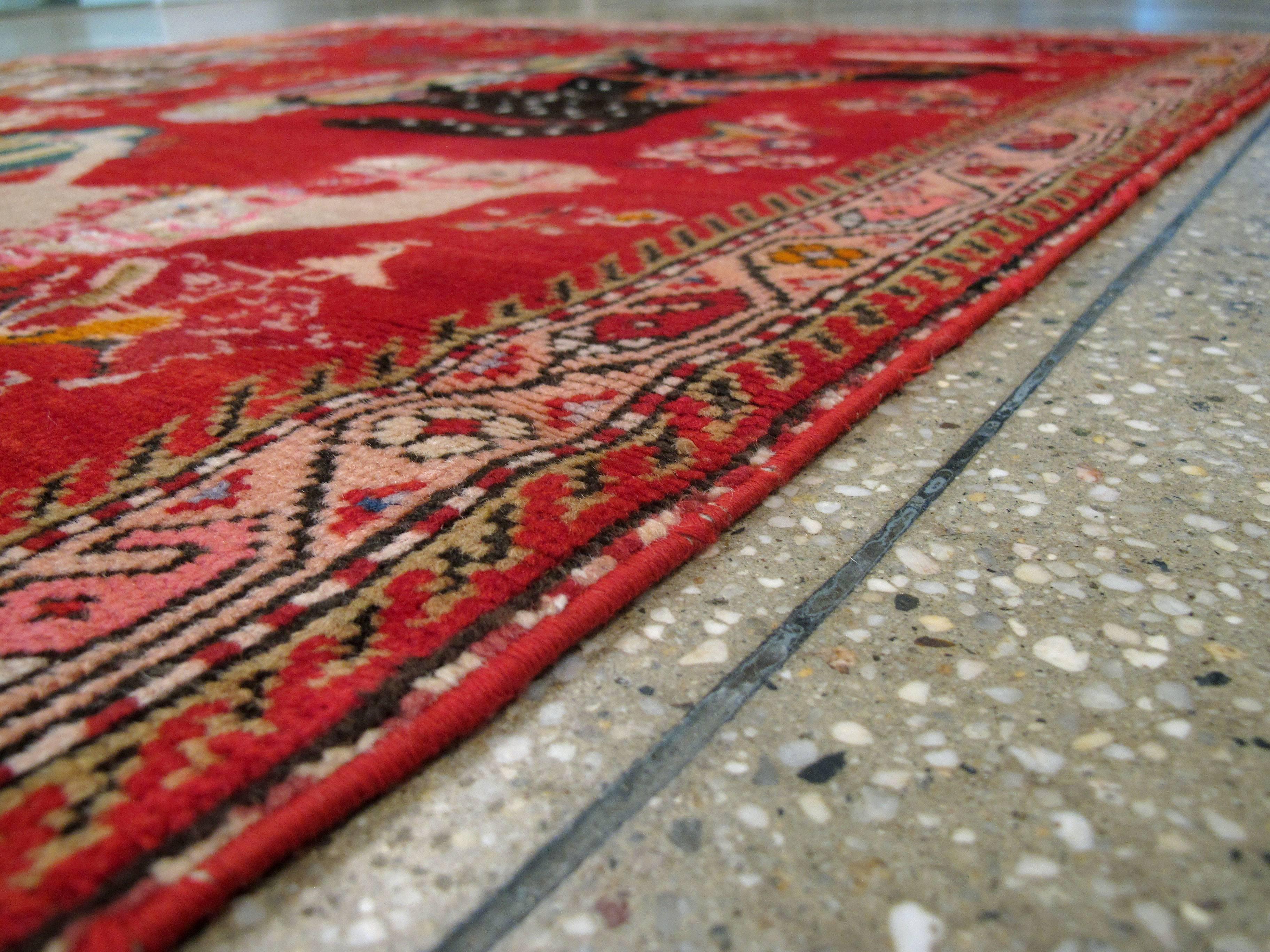 Kaukasischer Karabagh-Teppich im Vintage-Stil im Angebot 2