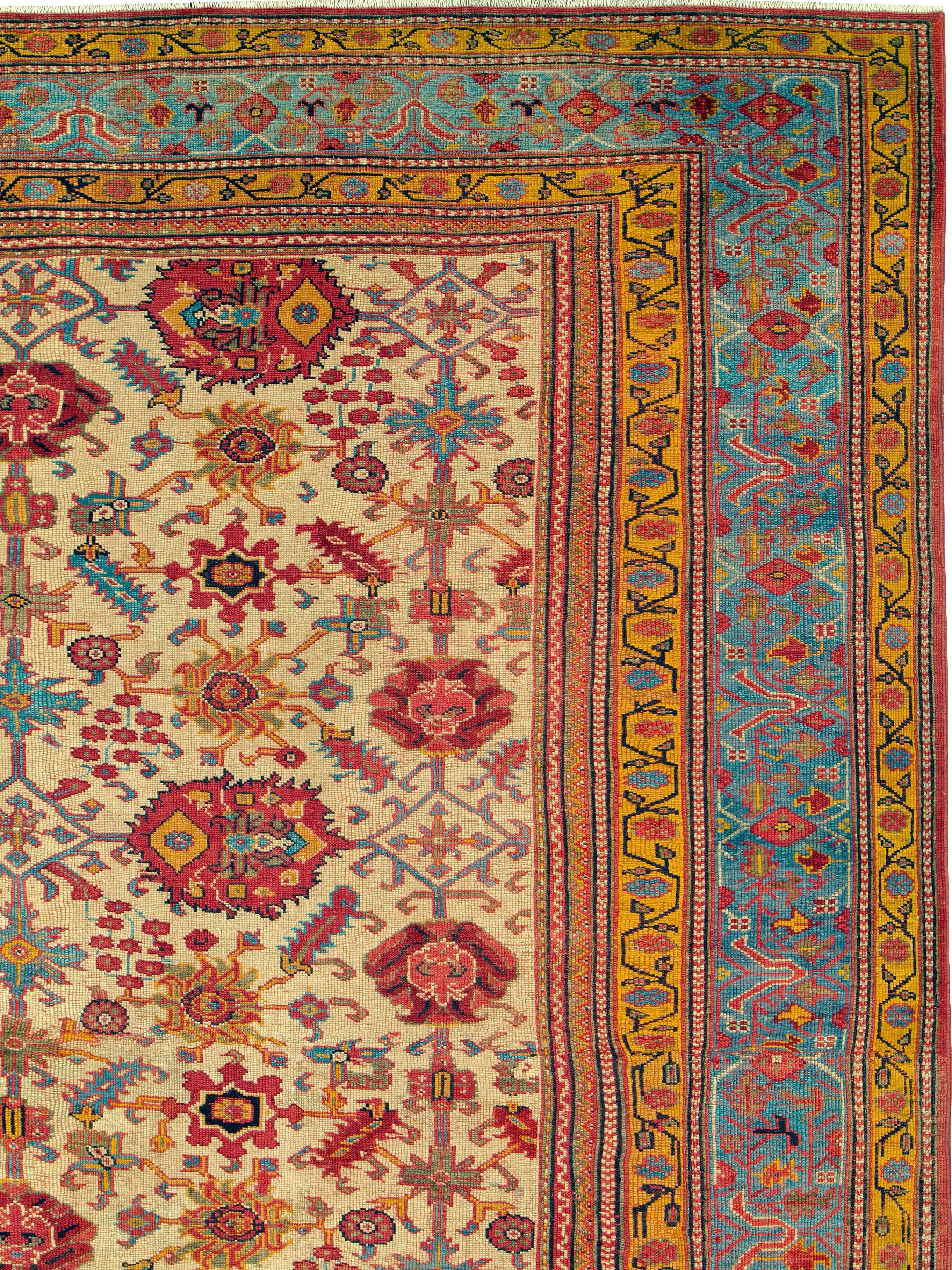 Early 20th Century Handmade Turkish Oushak Large Square Carpet In Good Condition In New York, NY