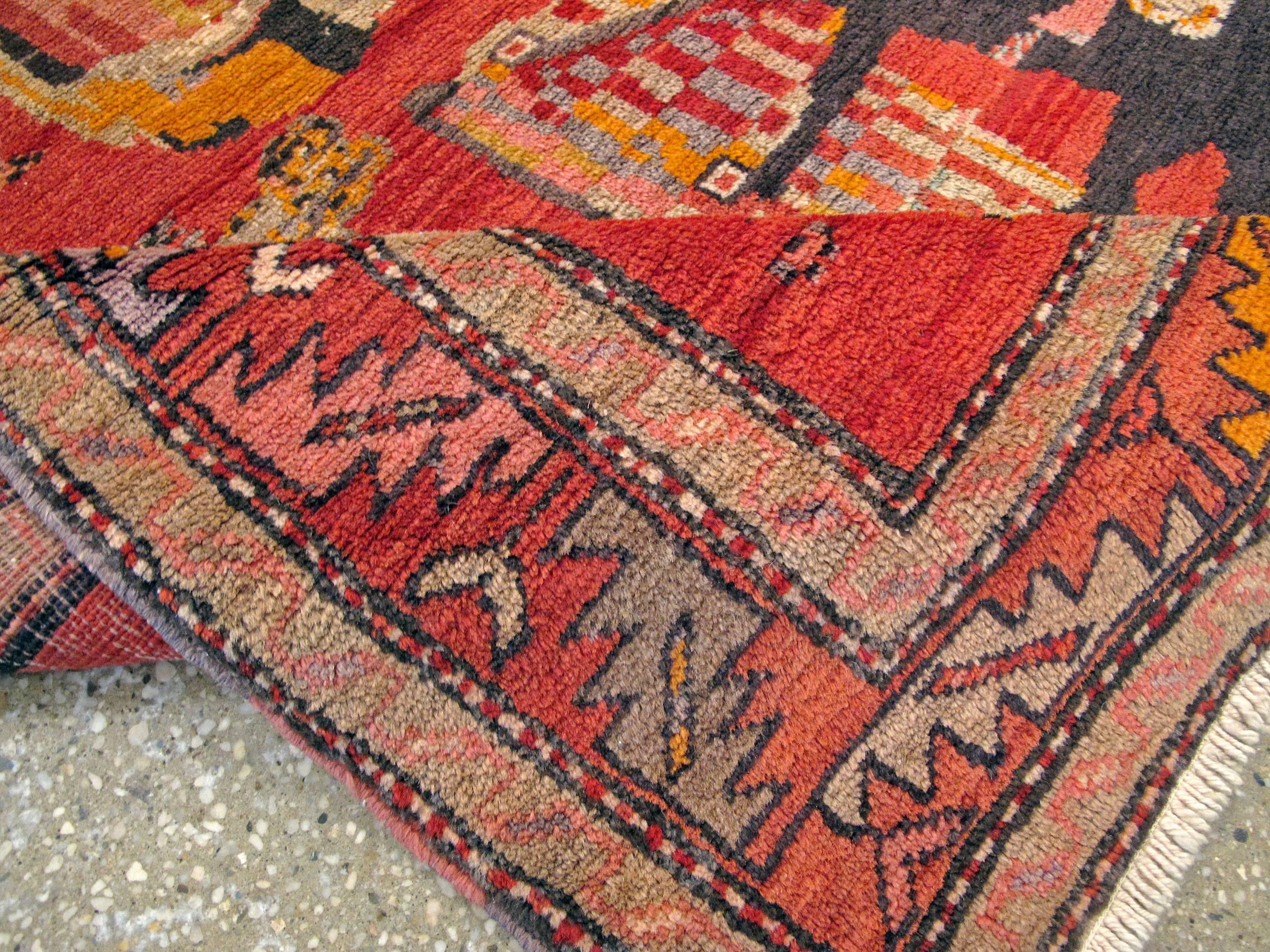 Kaukasischer Karabagh-Teppich im Vintage-Stil im Angebot 1