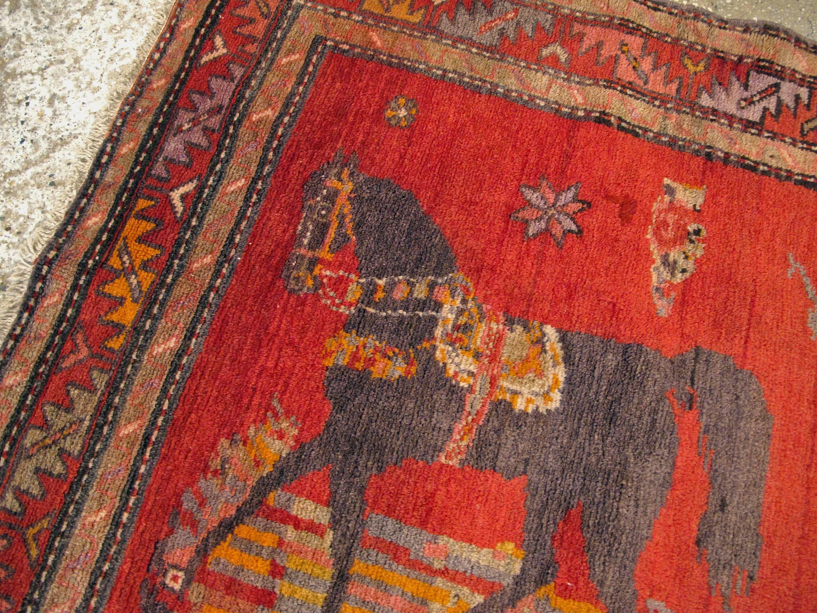 Vintage Caucasian Karabagh Rug In Excellent Condition For Sale In New York, NY
