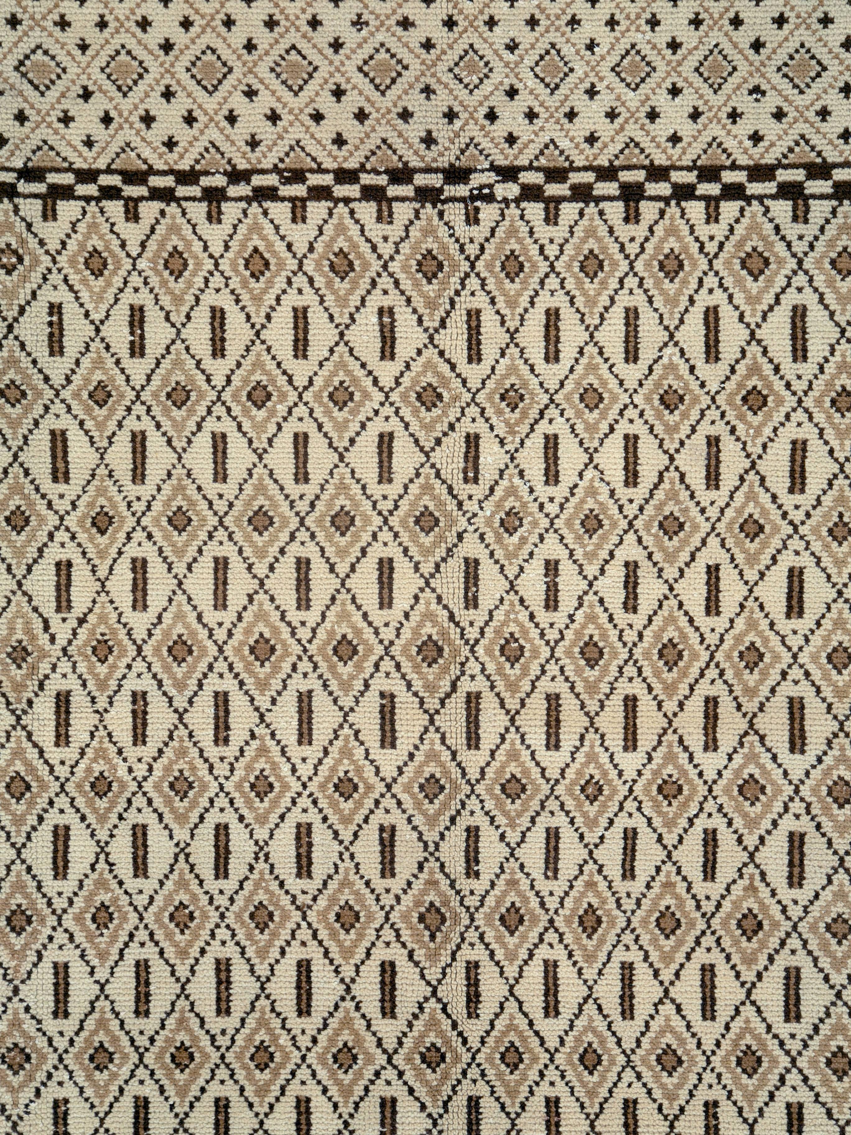 A modern Moroccan rug from the 21st century.