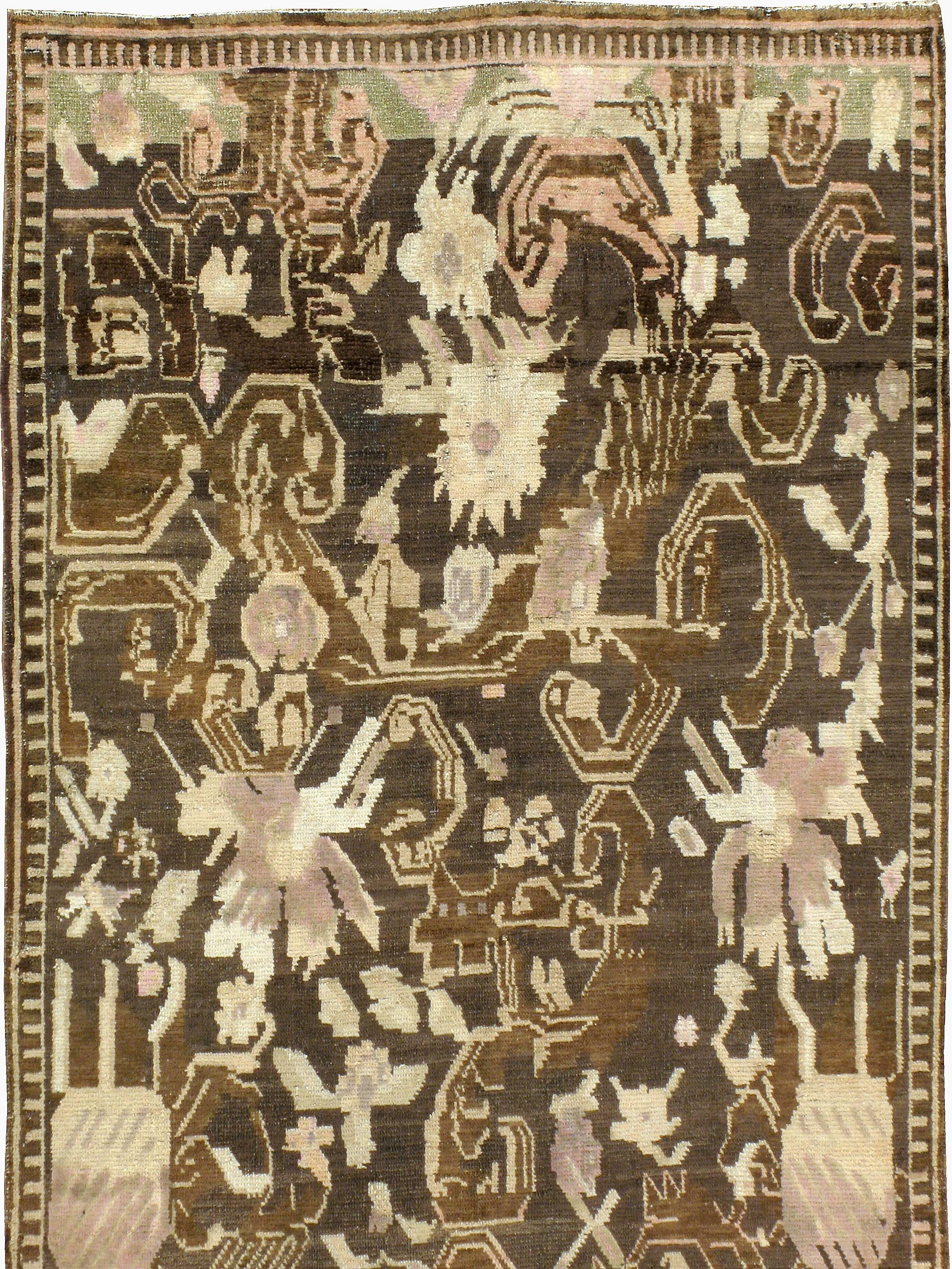Antiker russischer Karabagh-Teppich aus Karabagh (Stammeskunst) im Angebot