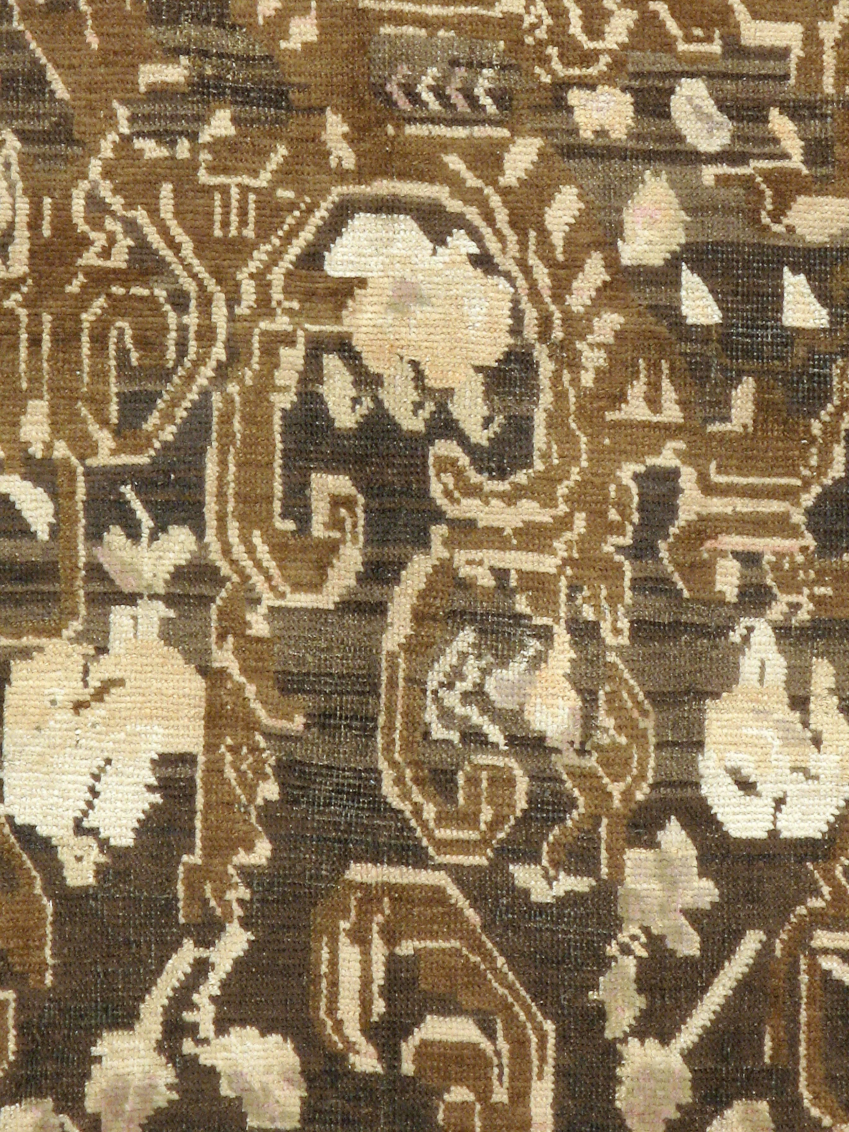 Ein antiker russischer Karabagh-Teppich aus dem ersten Viertel des 20. Jahrhunderts.