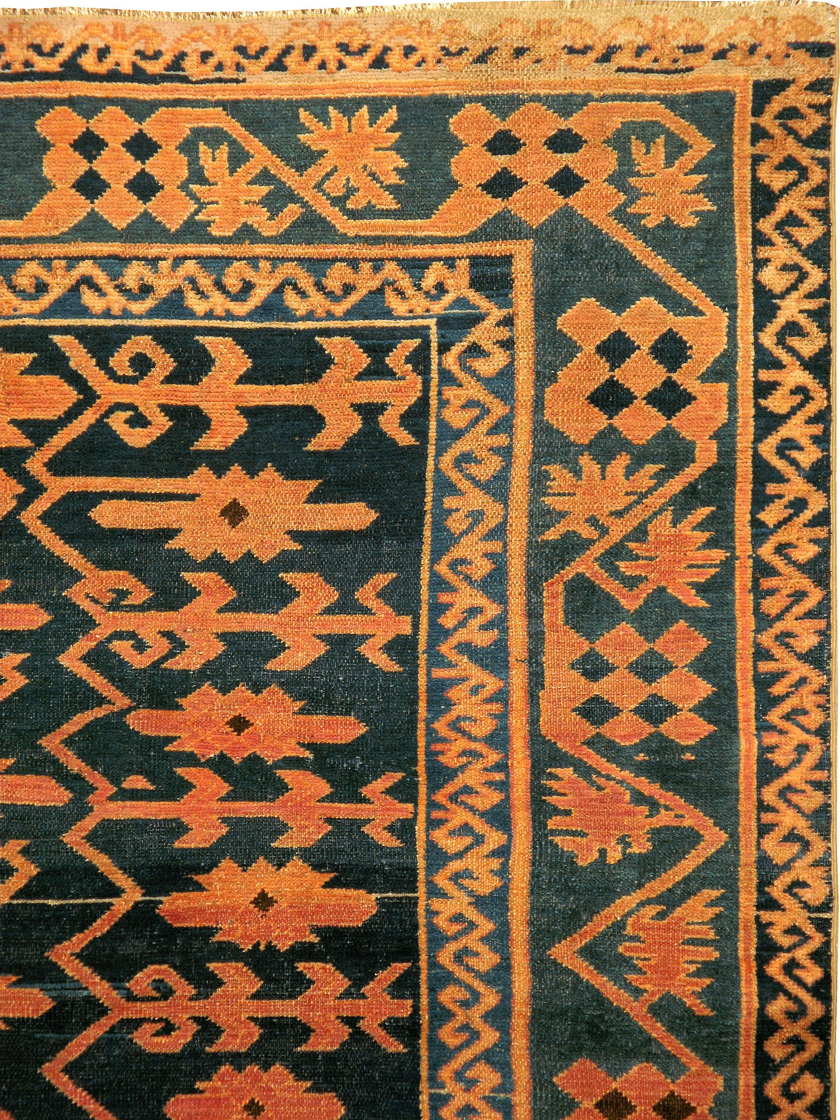 Antiker ostaturkestanischer Kirghiz-Teppich (Handgewebt) im Angebot