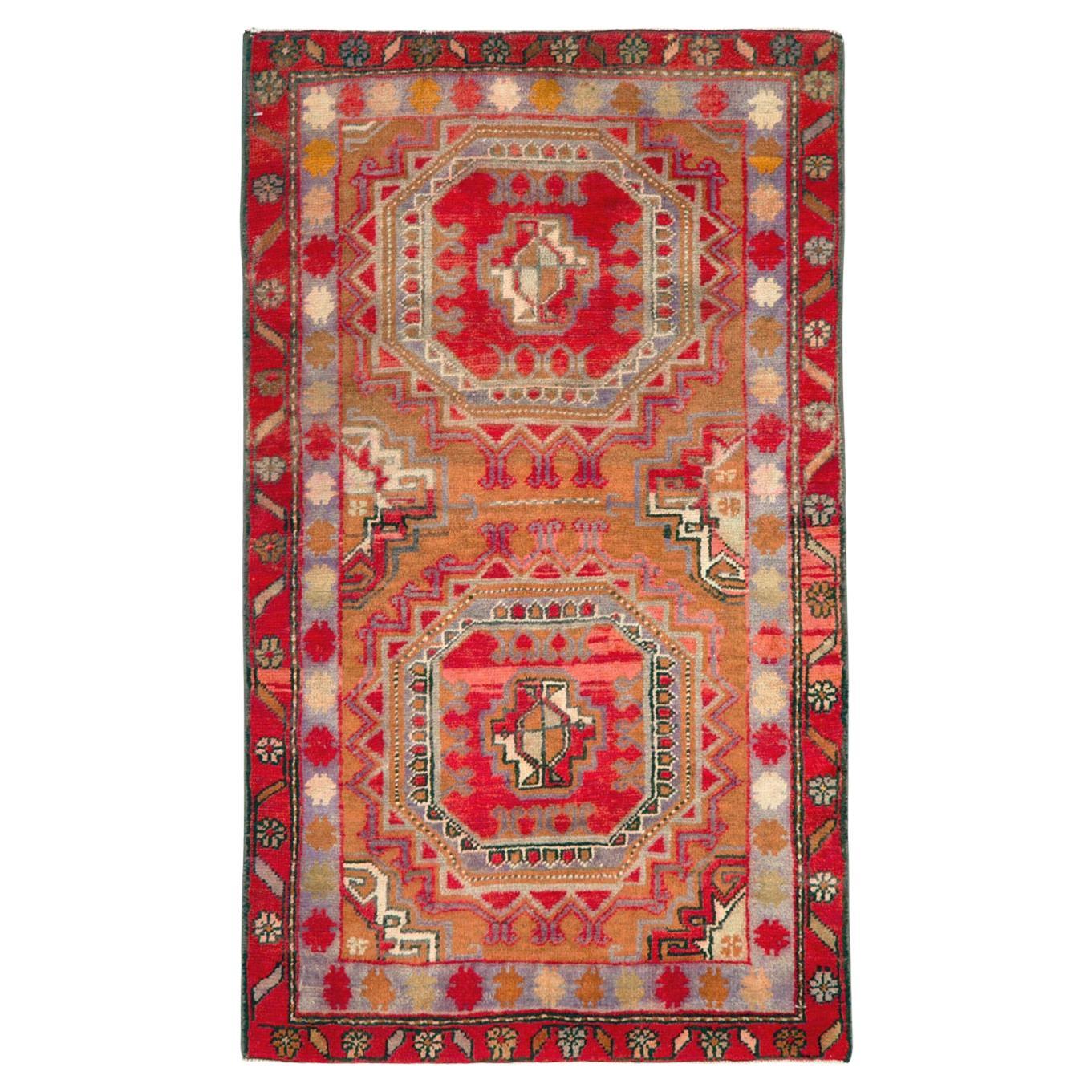 Alfombra persa Tabriz de mediados del siglo XX en venta
