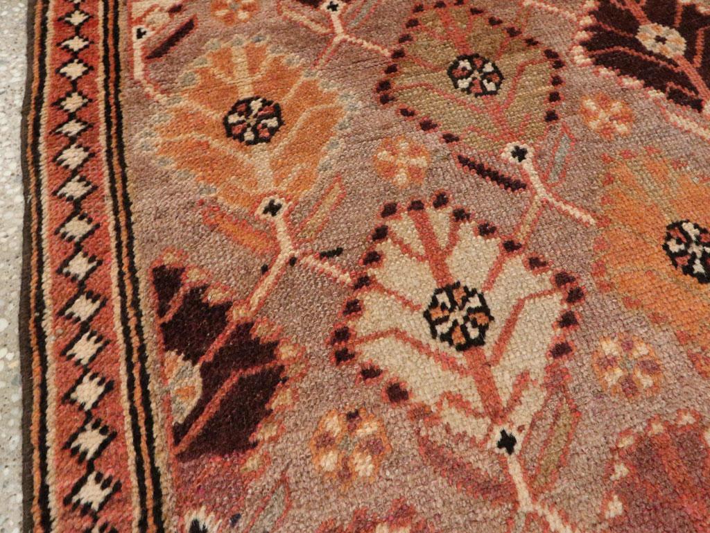 Persiano Tappeto persiano Malayer della metà del XX secolo in vendita