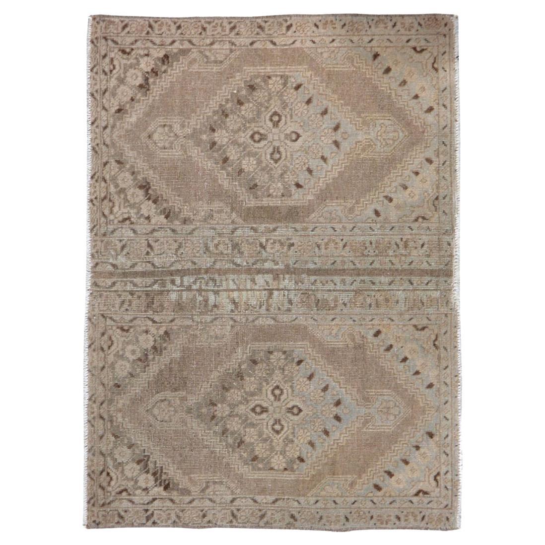 Persischer Täbriz-Würfelteppich aus dem frühen 20. im Angebot