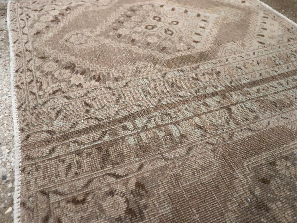 Persischer Täbriz-Würfelteppich aus dem frühen 20. (Tabriz) im Angebot