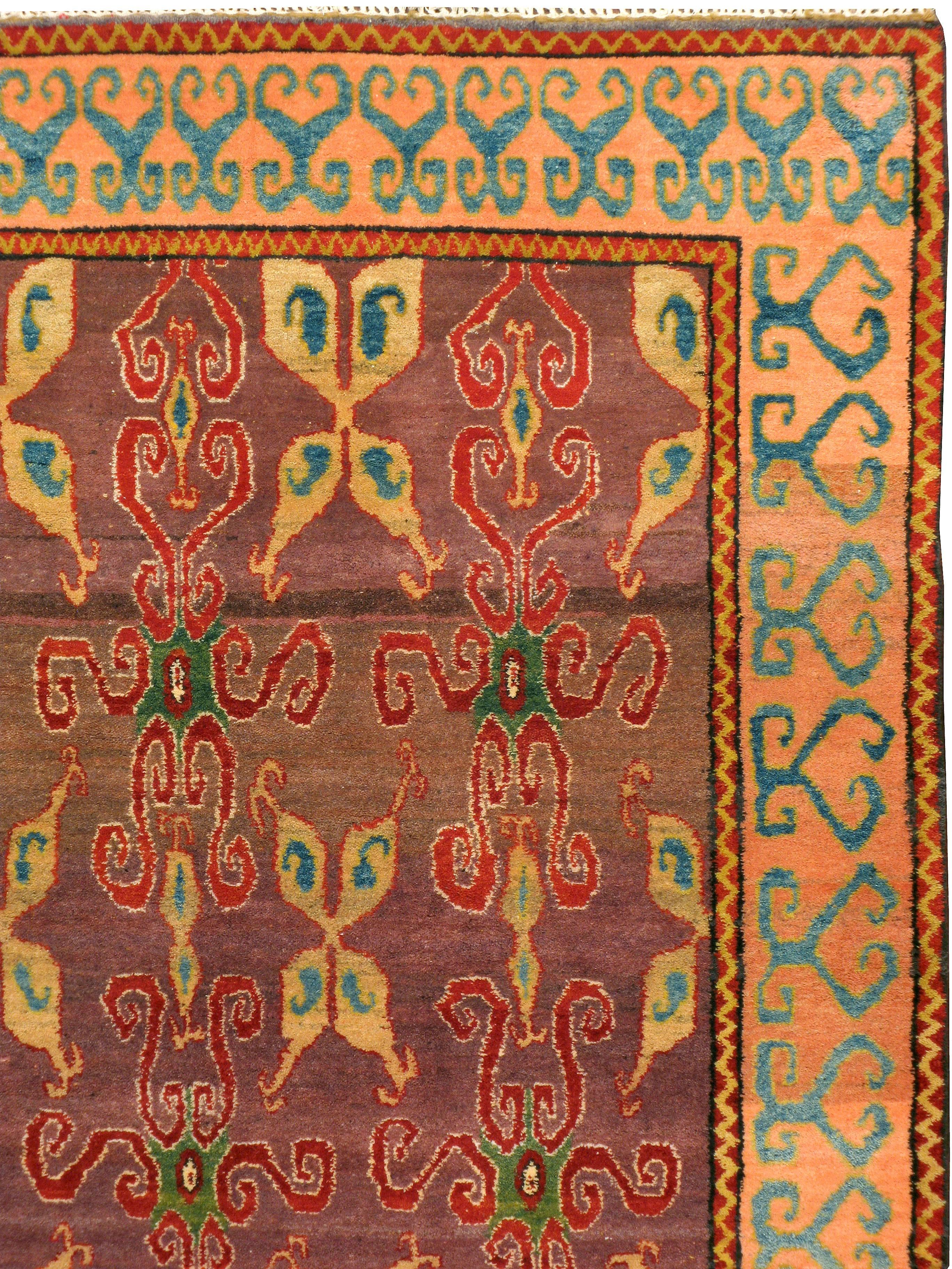 Arts and Crafts Vintage Indian Rug