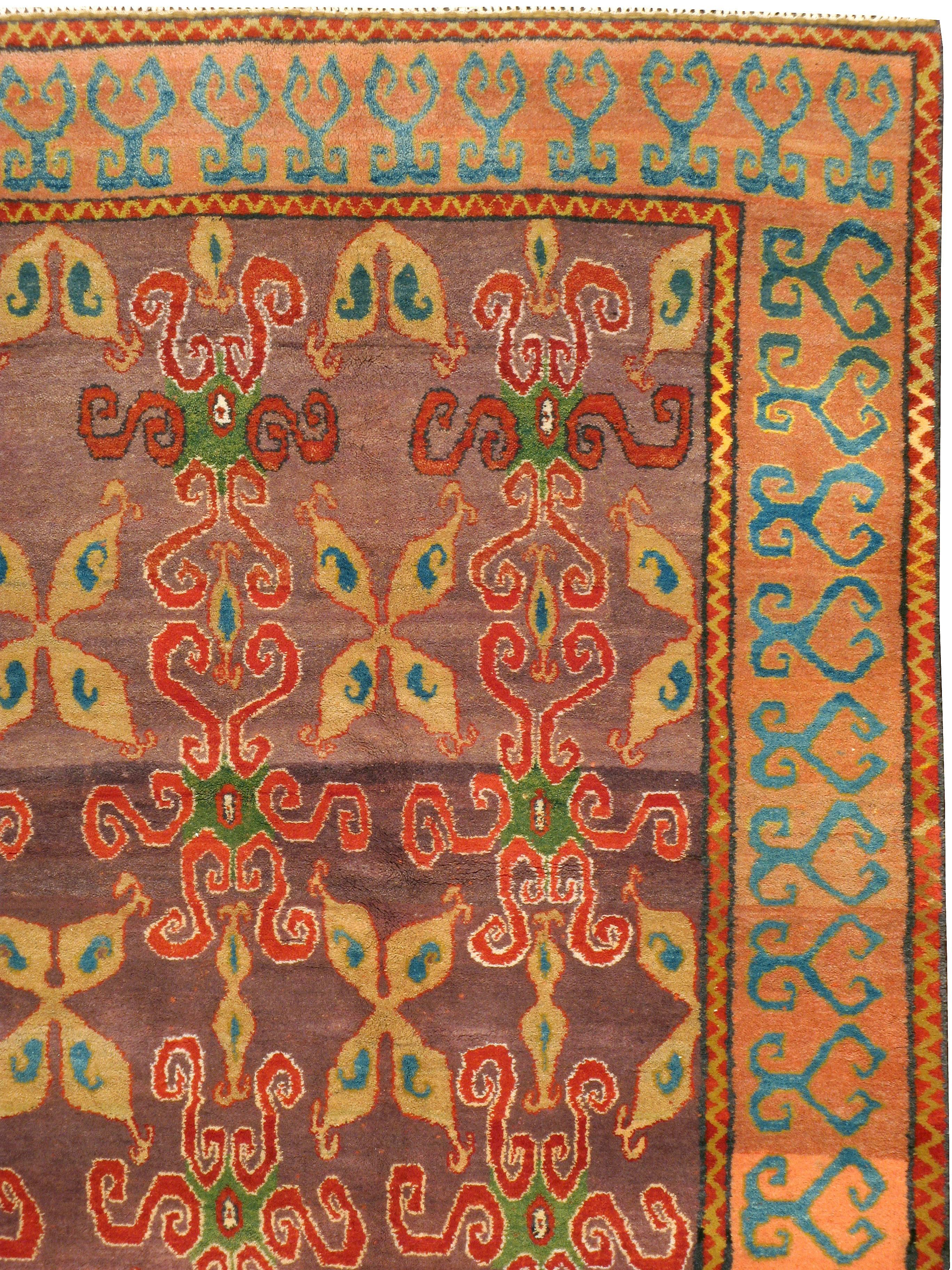 Hand-Woven Vintage Indian Rug