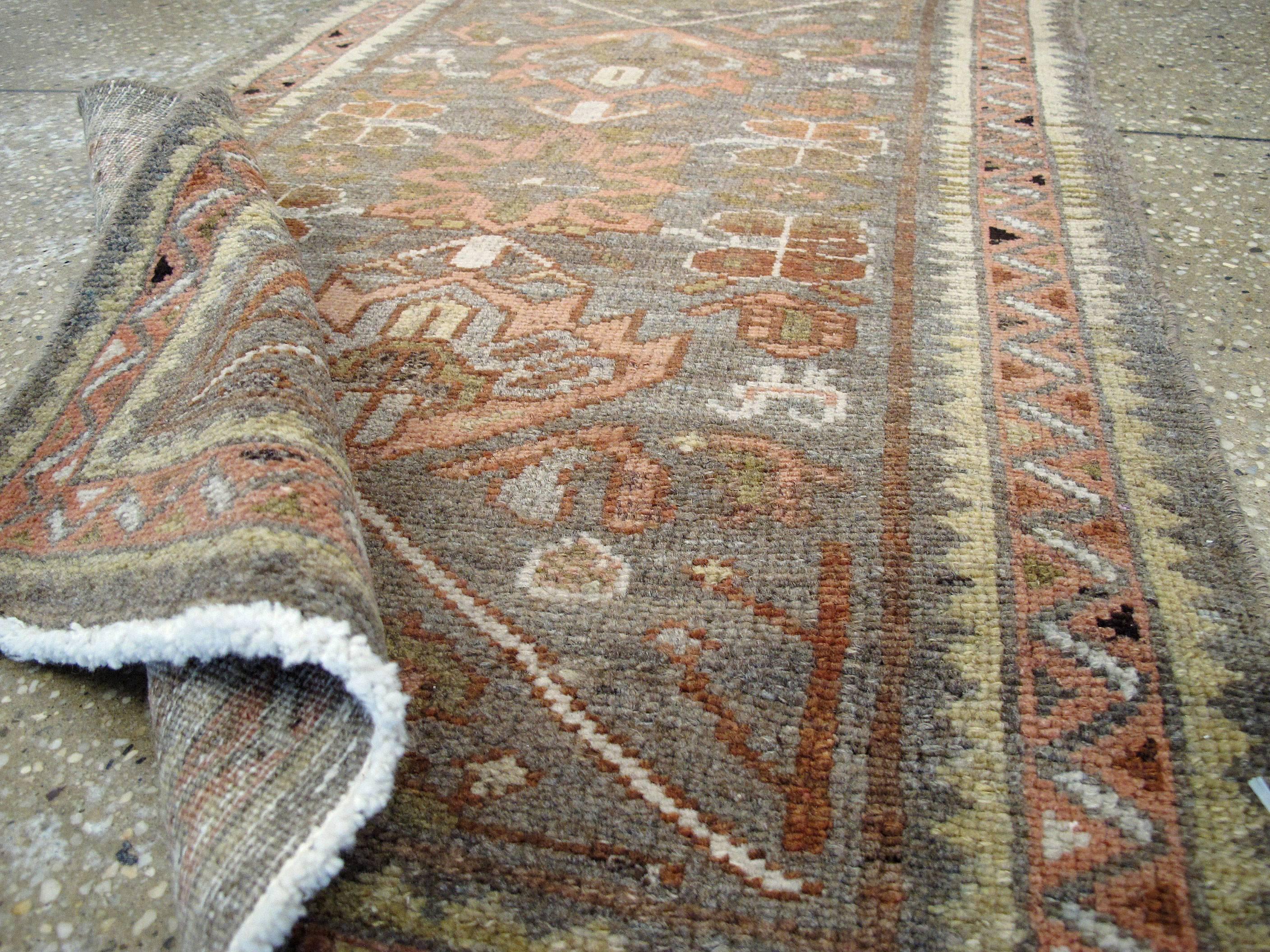 Antique Persian Malayer Rug In Good Condition For Sale In New York, NY