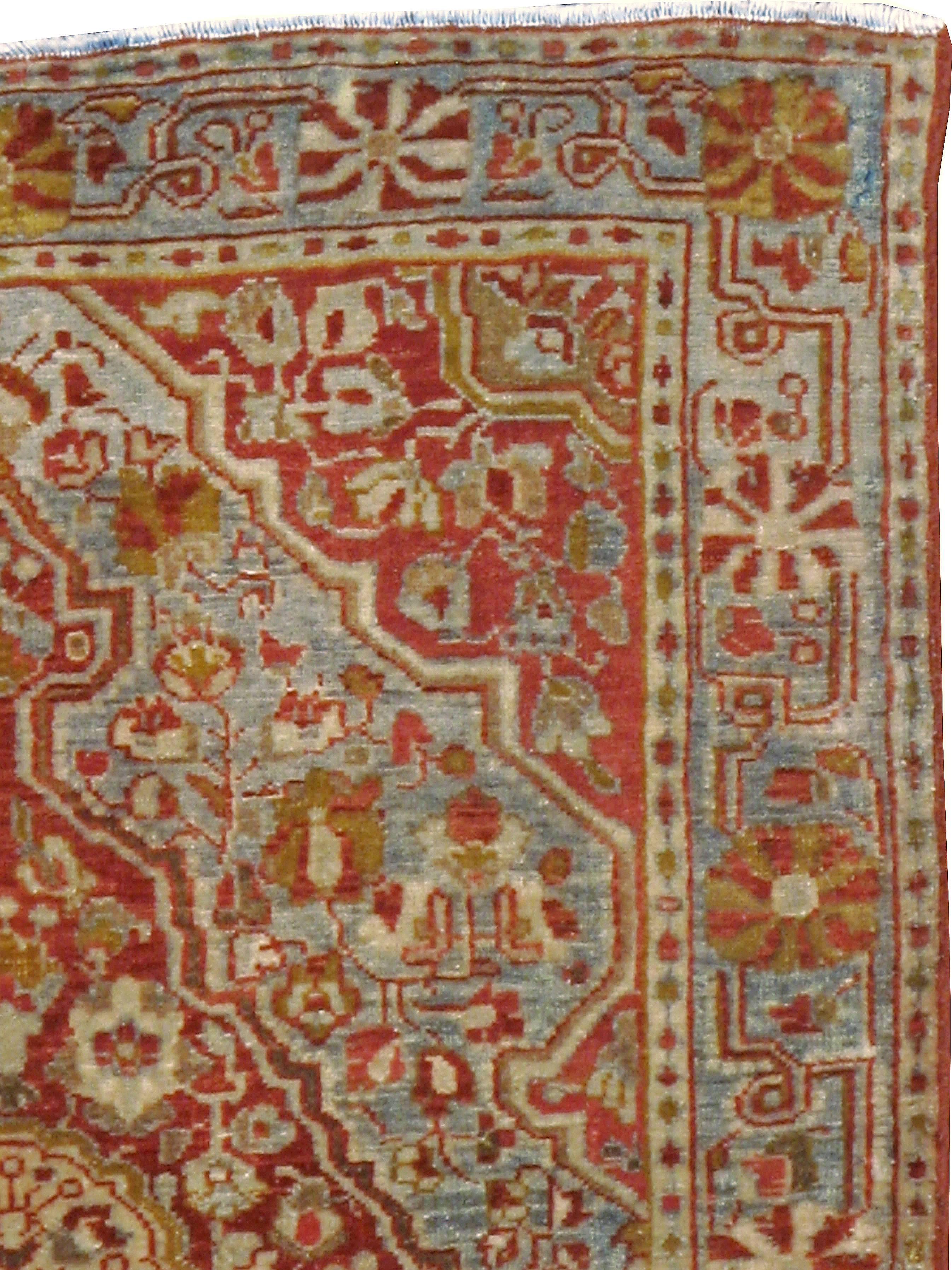 Ein antiker persischer Sarouk-Farahan-Teppich aus dem ersten Viertel des 20. Jahrhunderts.