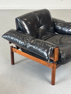 1960s MP-13 Lounge Chair by Percival Lafer in Original Black Leather and Brazili