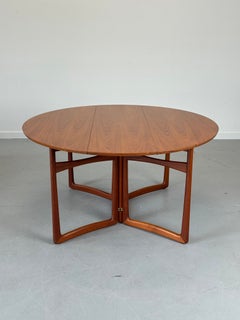 1960s Peter Hvidt Drop-Leaf Teak Dining Table for France & Son, Denmark.