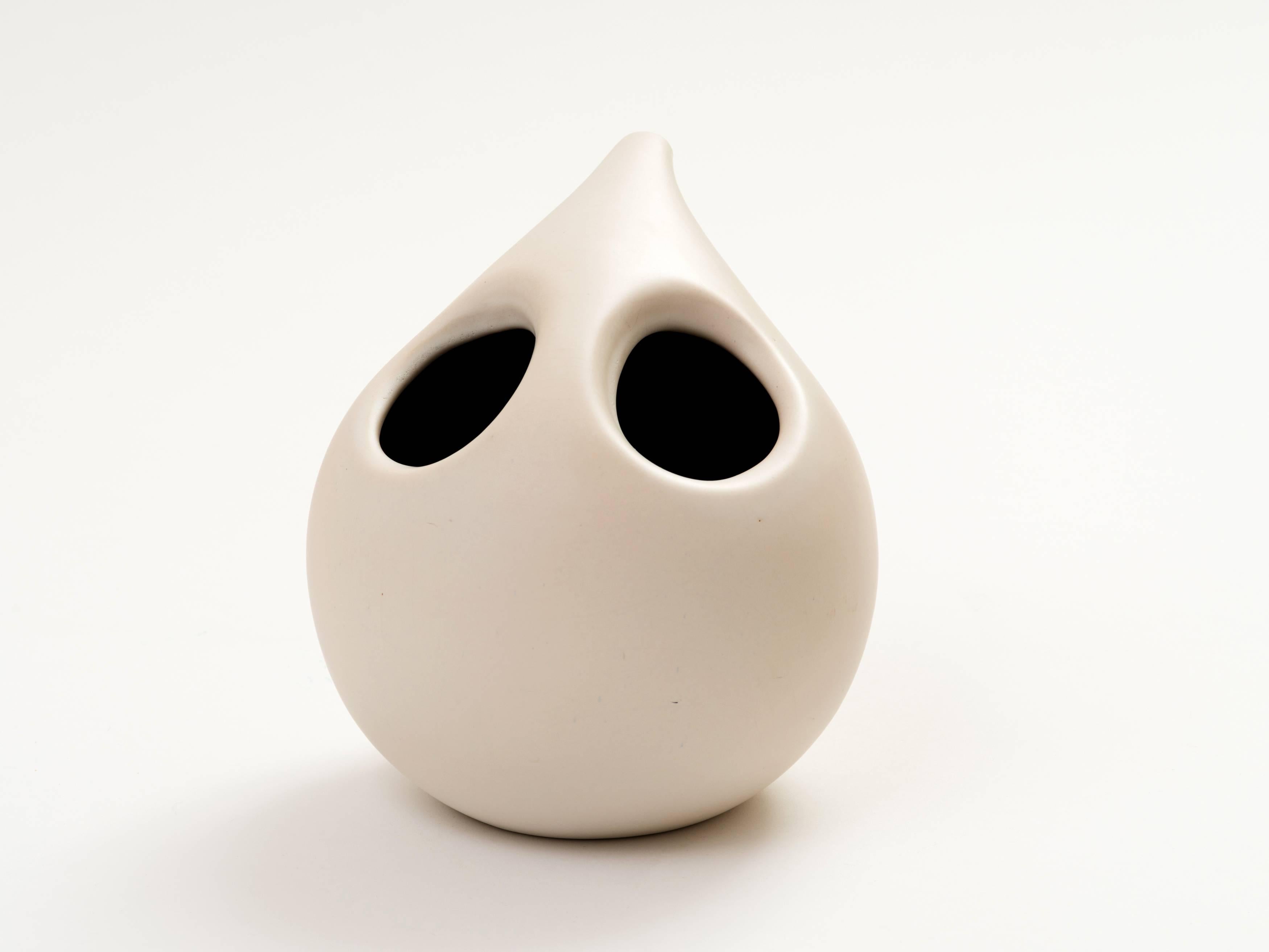 Israeli Modernist White Ceramic Vase with Handle, 1960s For Sale